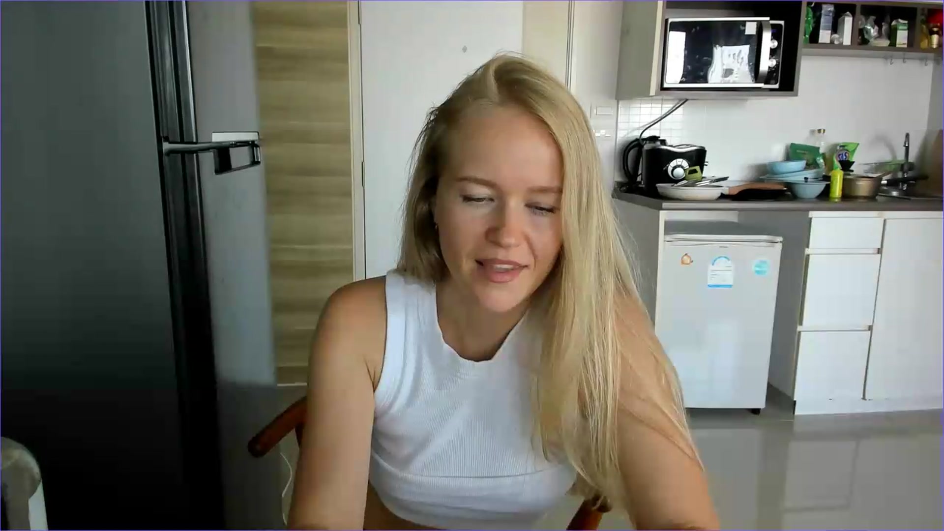 Gallery image thumbnail from Petite_Star's myfreecams stream on, 07/27/2026, 04:46 image 19 of 20