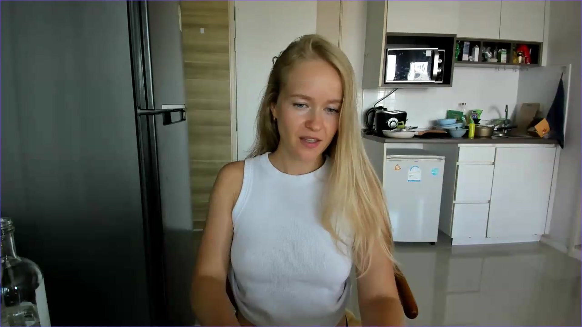 Gallery image thumbnail from Petite_Star's myfreecams stream on, 07/27/2026, 05:39 image 10 of 20