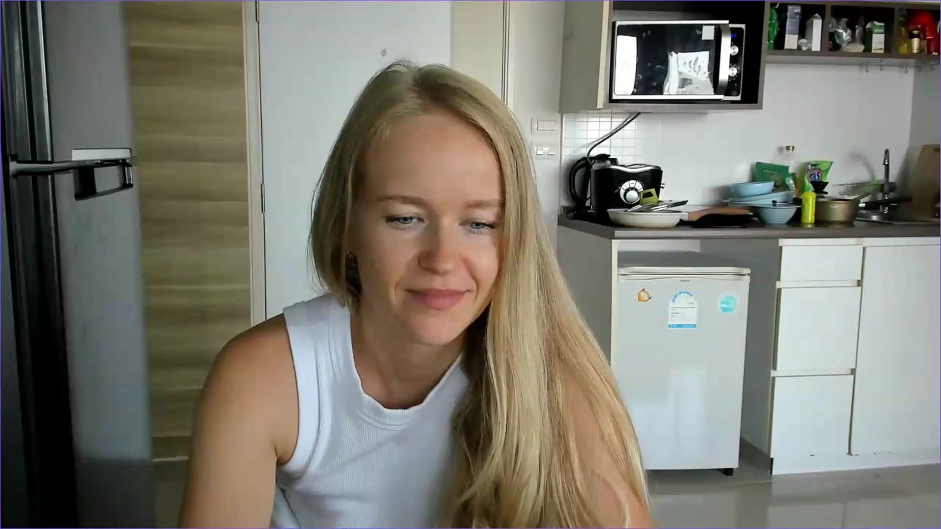 Gallery image thumbnail from Petite_Star's myfreecams stream on, 07/27/2026, 05:39 image 20 of 20