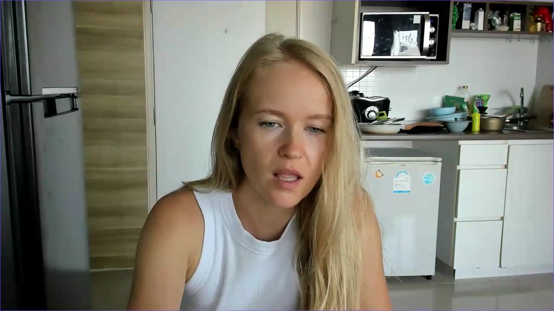 Gallery image thumbnail from Petite_Star's myfreecams stream on, 07/27/2026, 05:39 image 14 of 20