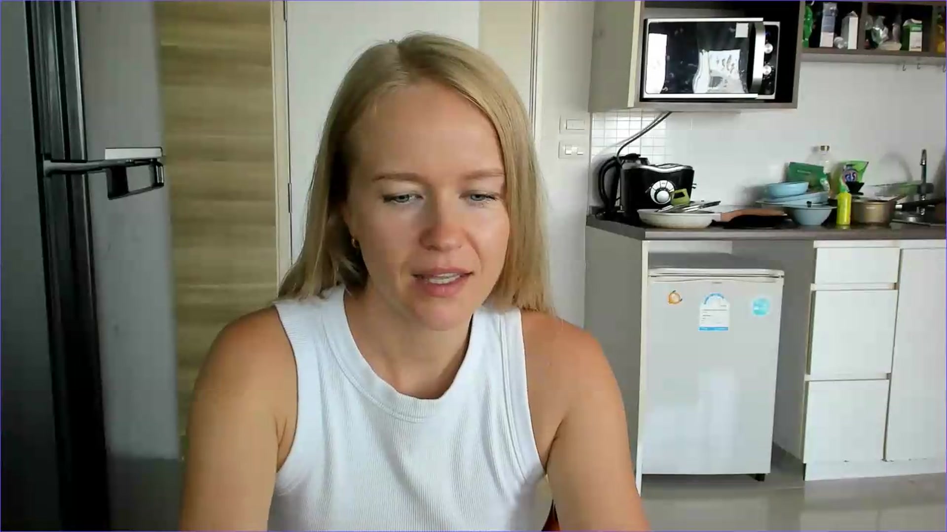 Gallery image thumbnail from Petite_Star's myfreecams stream on, 07/27/2026, 06:12 image 10 of 20