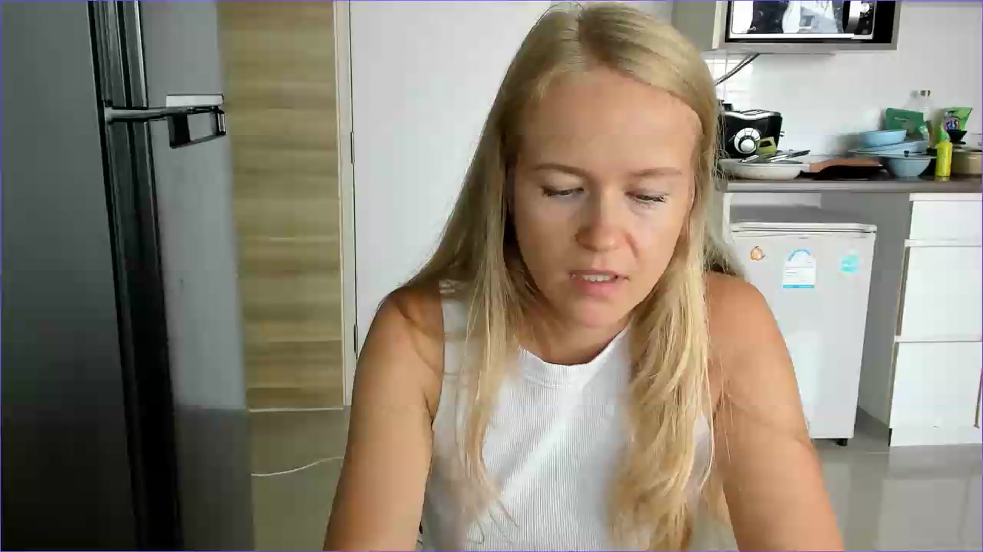 Gallery image thumbnail from Petite_Star's myfreecams stream on, 07/27/2026, 07:15 image 15 of 20