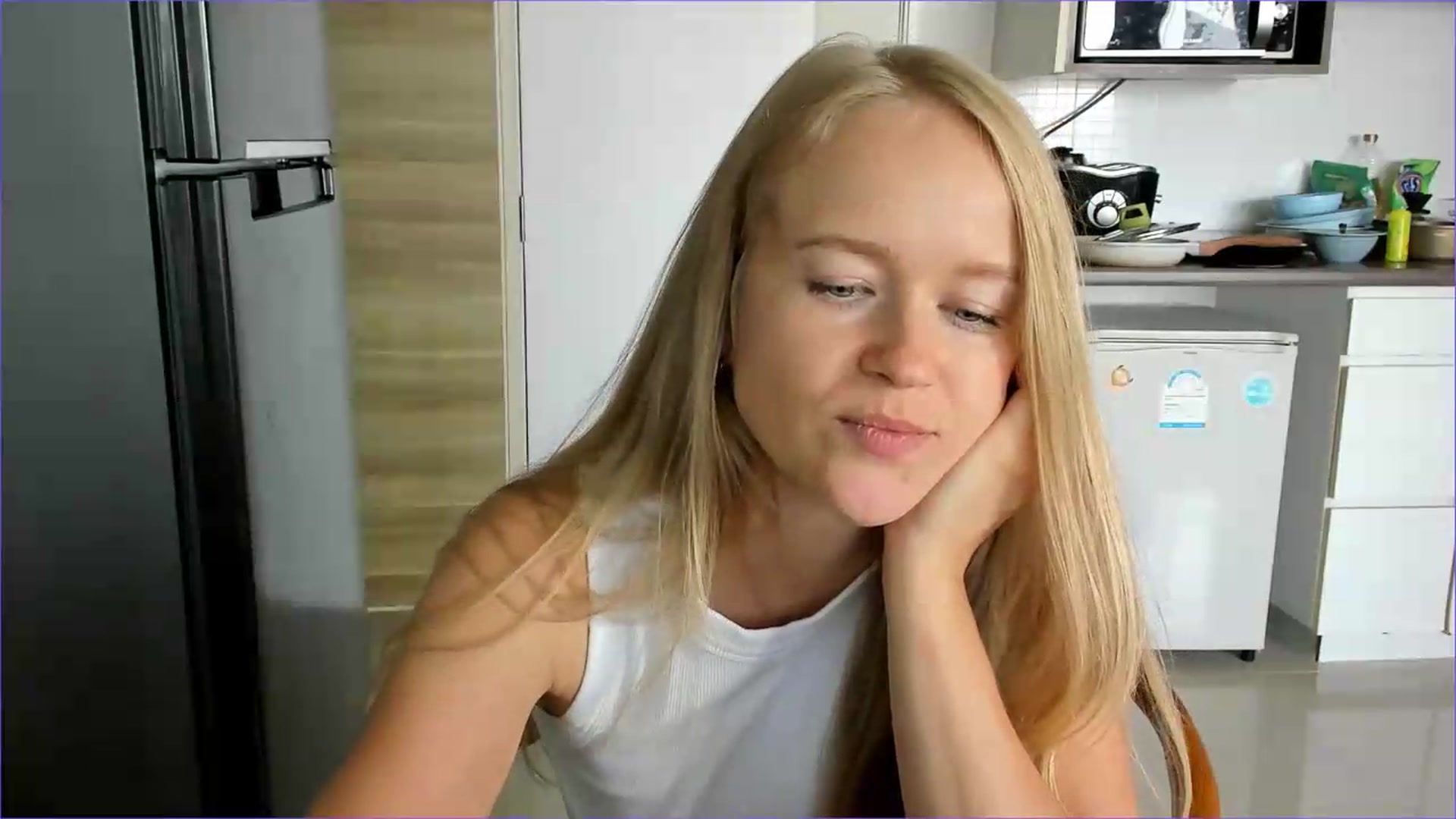 Gallery image thumbnail from Petite_Star's myfreecams stream on, 07/27/2026, 07:15 image 11 of 20
