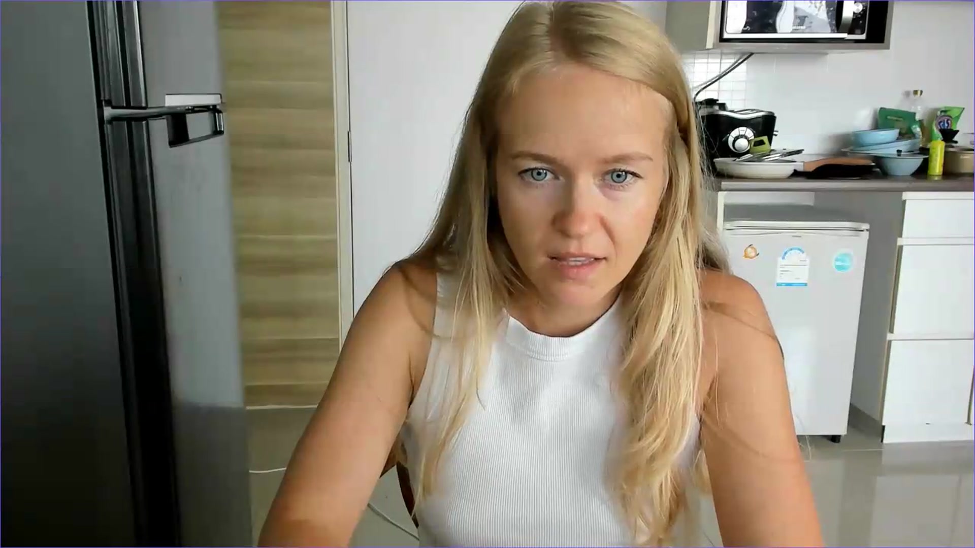 Gallery image thumbnail from Petite_Star's myfreecams stream on, 07/27/2026, 07:15 image 14 of 20