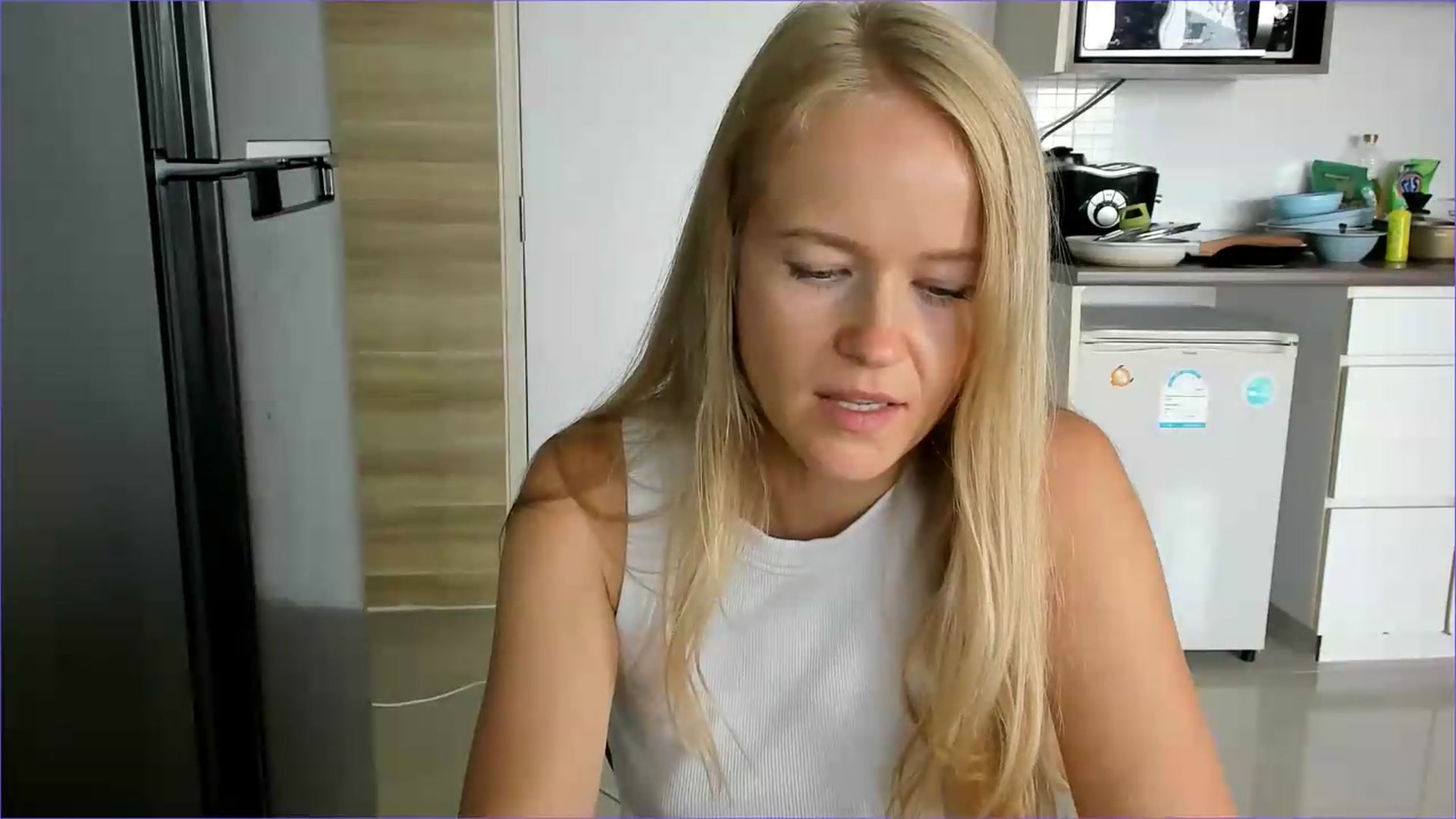 Gallery image thumbnail from Petite_Star's myfreecams stream on, 07/27/2026, 07:15 image 18 of 20