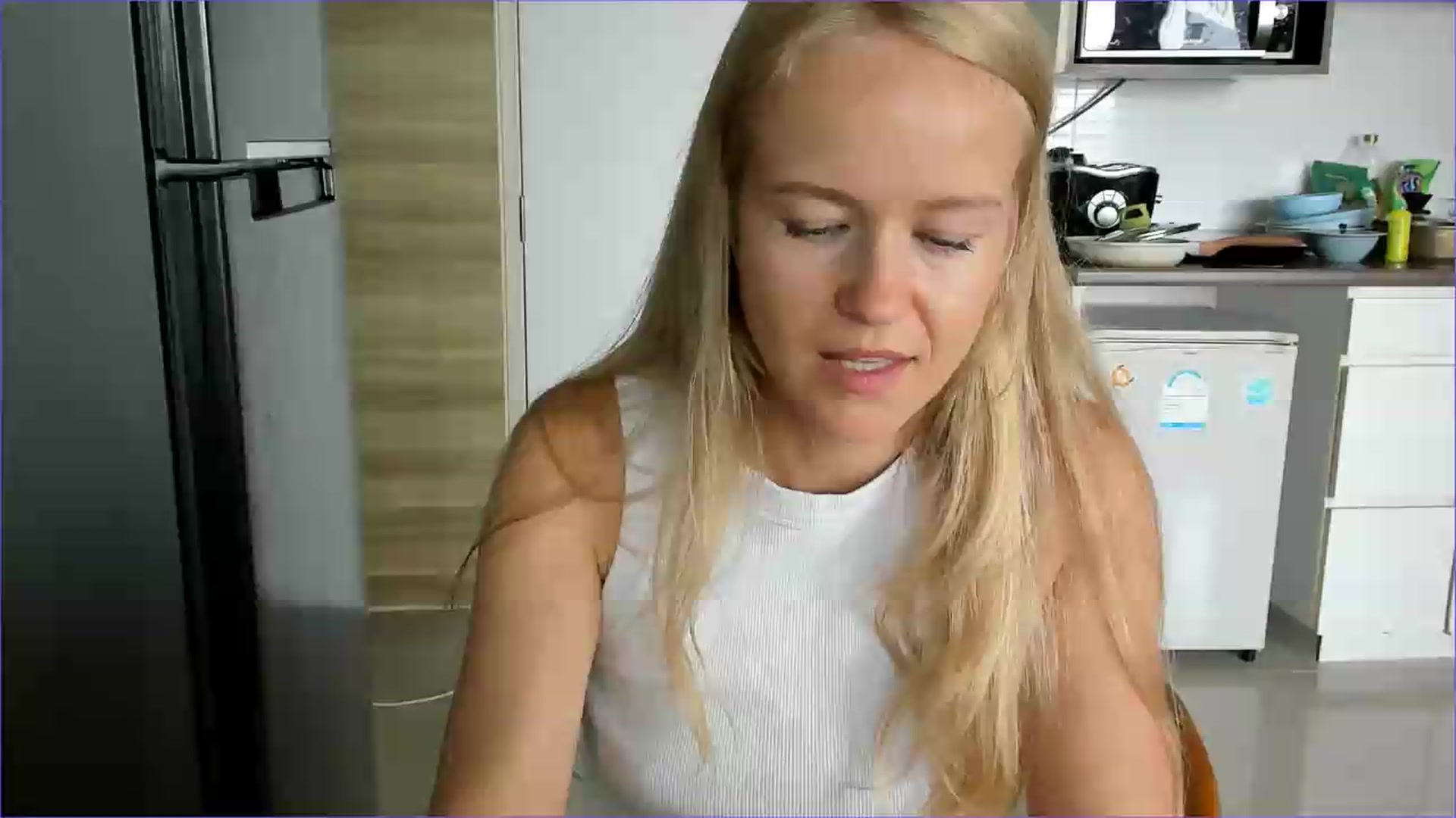 Gallery image thumbnail from Petite_Star's myfreecams stream on, 07/27/2026, 07:15 image 19 of 20
