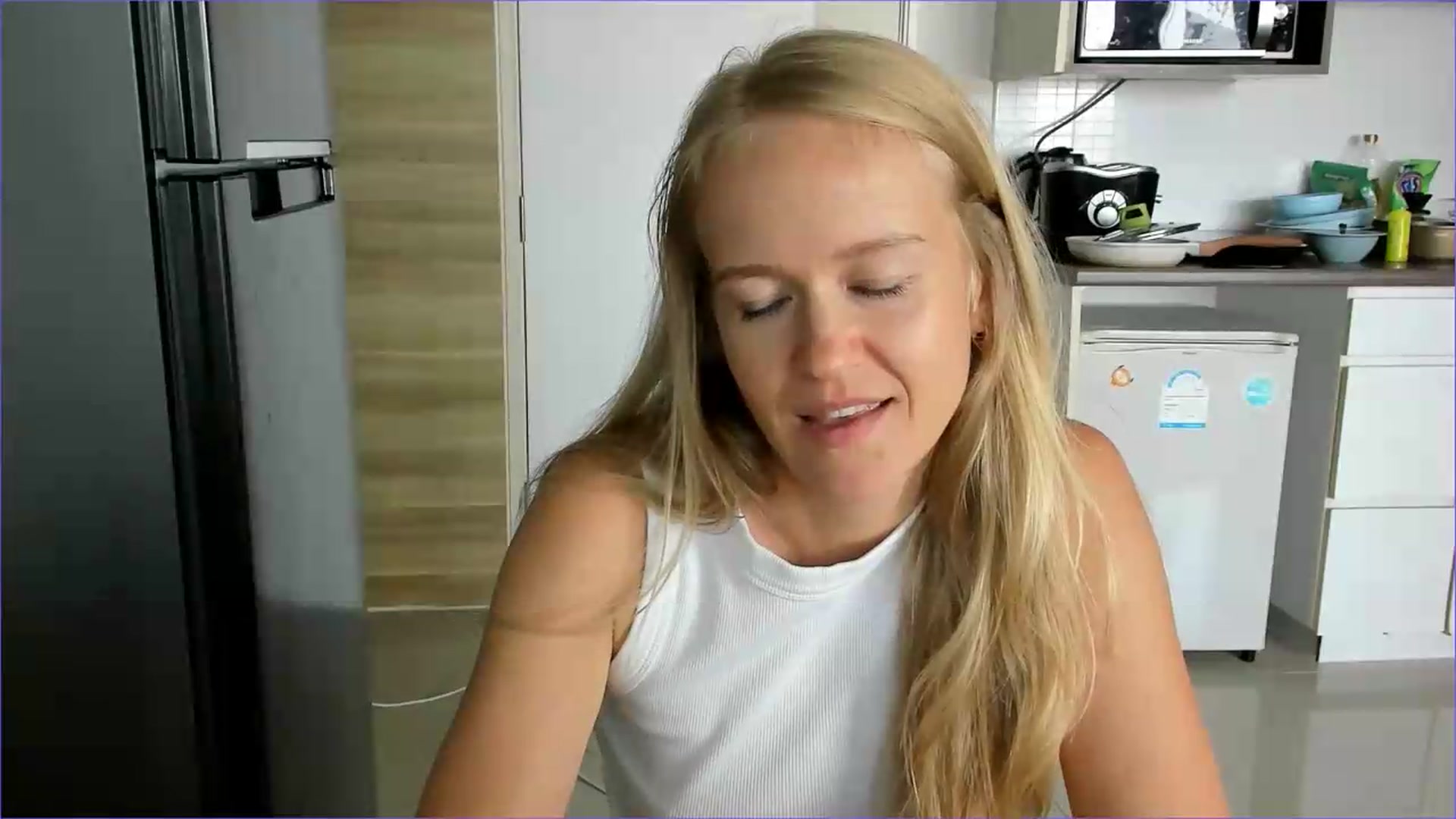 Gallery image thumbnail from Petite_Star's myfreecams stream on, 07/27/2026, 07:15 image 9 of 20
