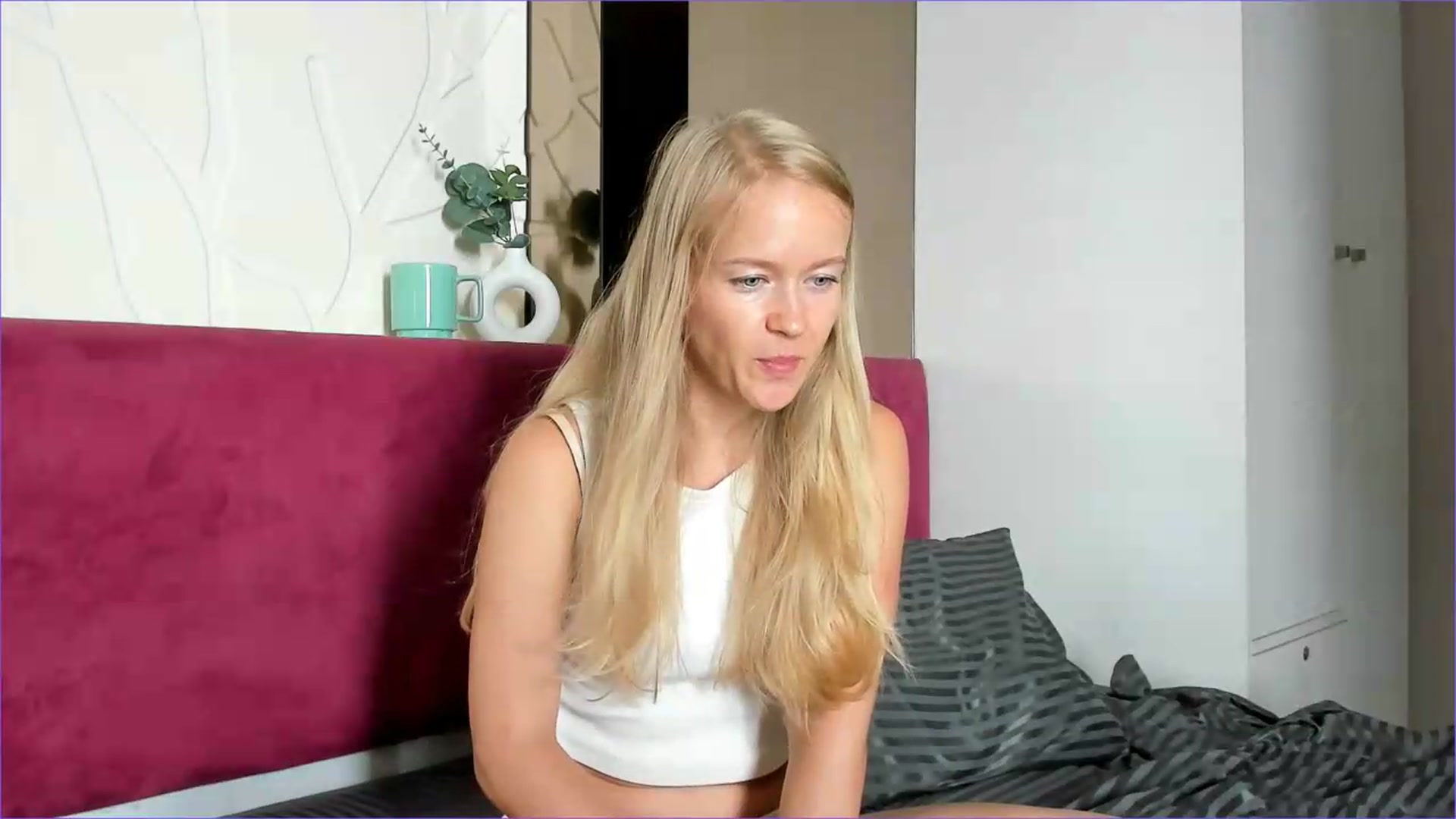 Gallery image thumbnail from Petite_Star's myfreecams stream on, 07/29/2026, 06:32 image 6 of 20