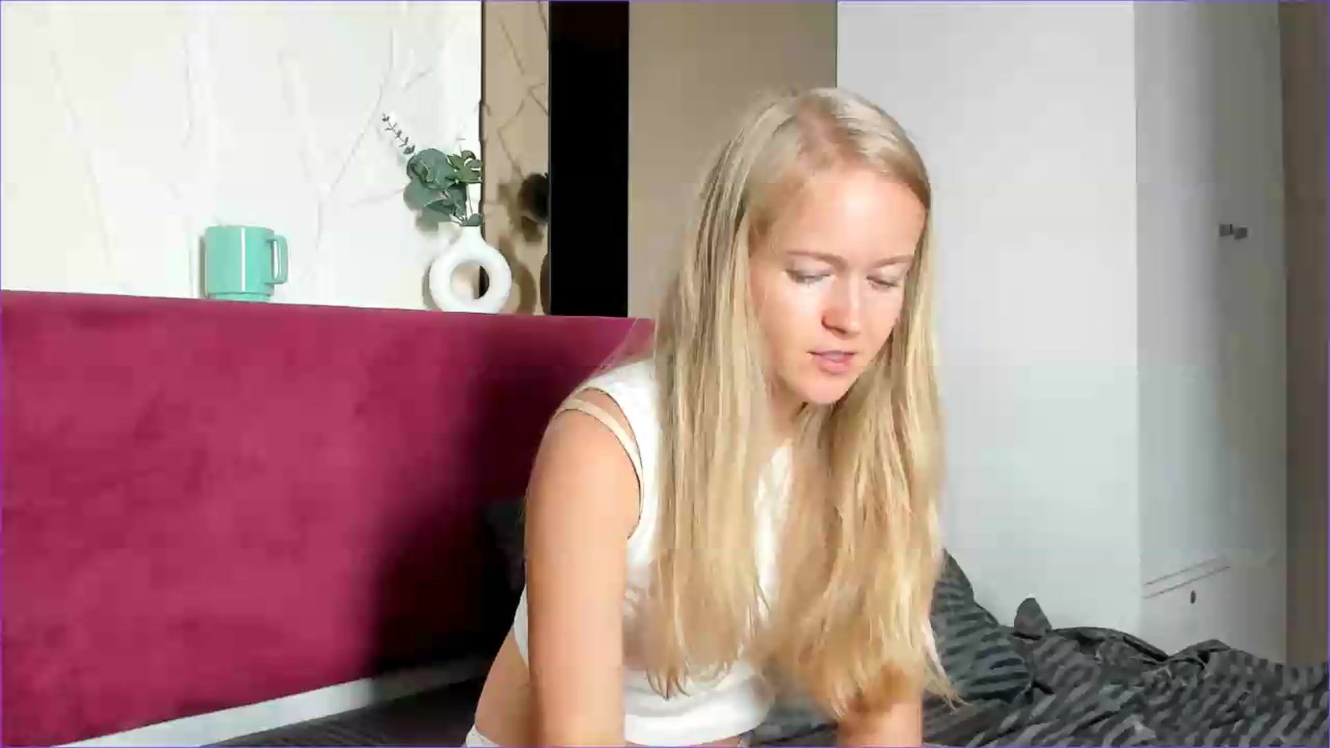 Gallery image thumbnail from Petite_Star's myfreecams stream on, 07/29/2026, 06:32 image 8 of 20
