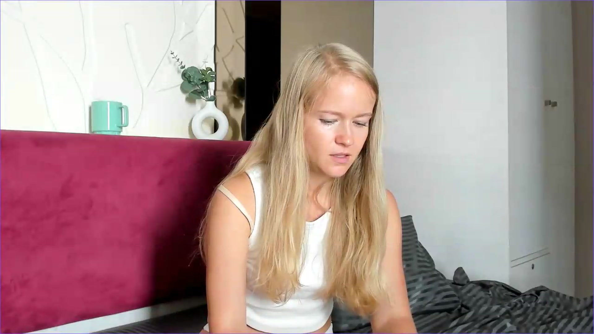 Gallery image thumbnail from Petite_Star's myfreecams stream on, 07/29/2026, 06:32 image 19 of 20