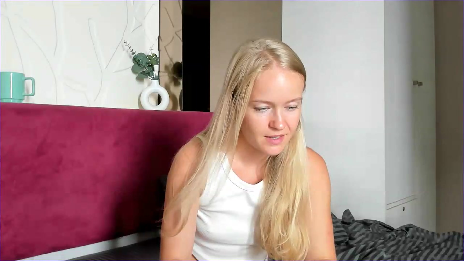 Gallery image thumbnail from Petite_Star's myfreecams stream on, 07/29/2026, 06:51 image 20 of 20