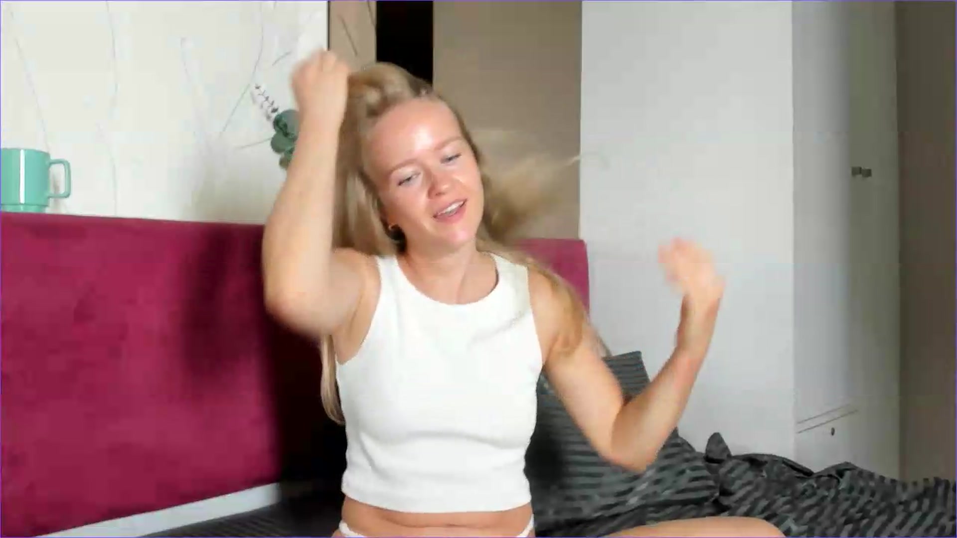 Gallery image thumbnail from Petite_Star's myfreecams stream on, 07/29/2026, 06:51 image 2 of 20