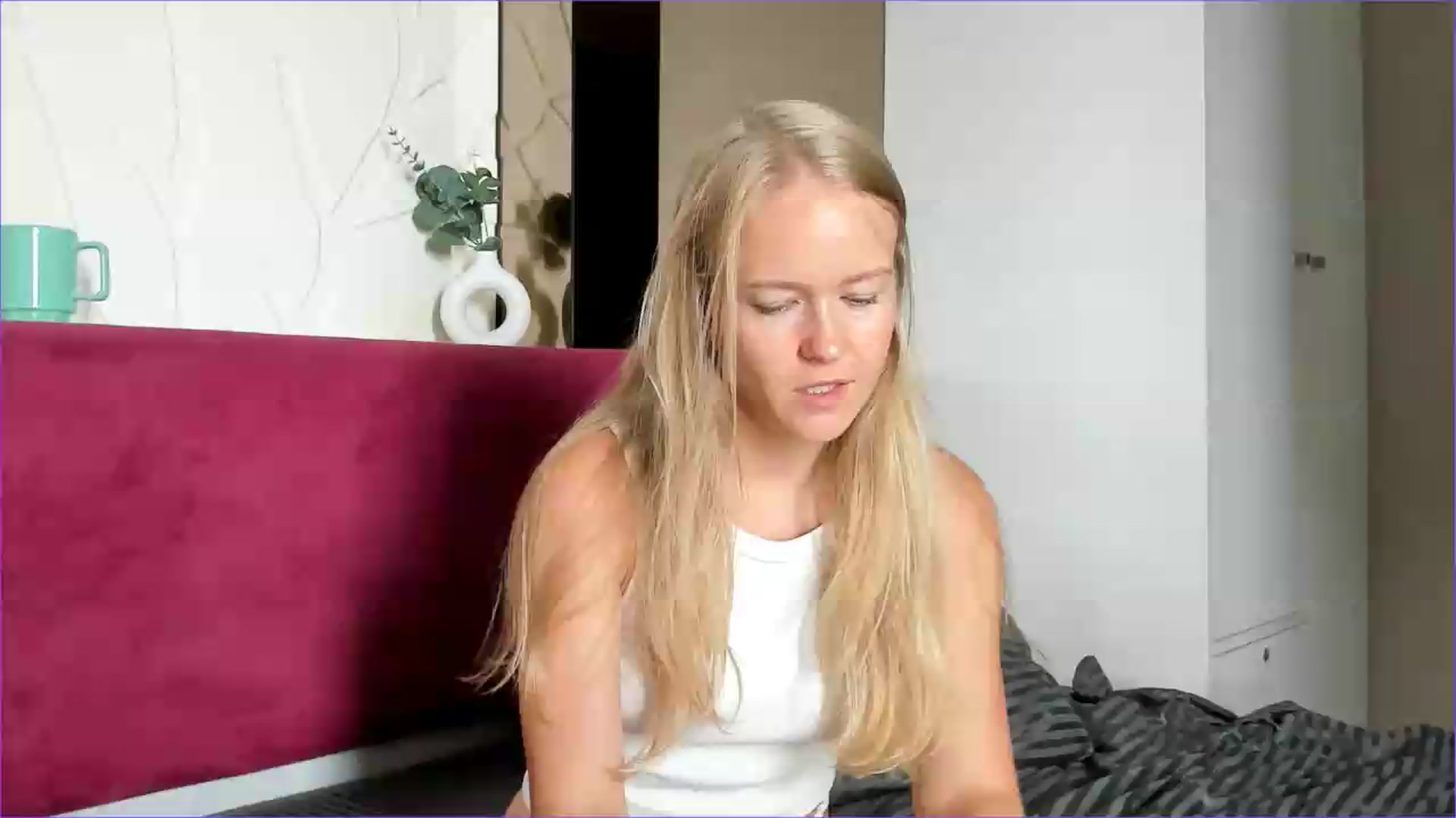 Gallery image thumbnail from Petite_Star's myfreecams stream on, 07/29/2026, 06:51 image 1 of 20