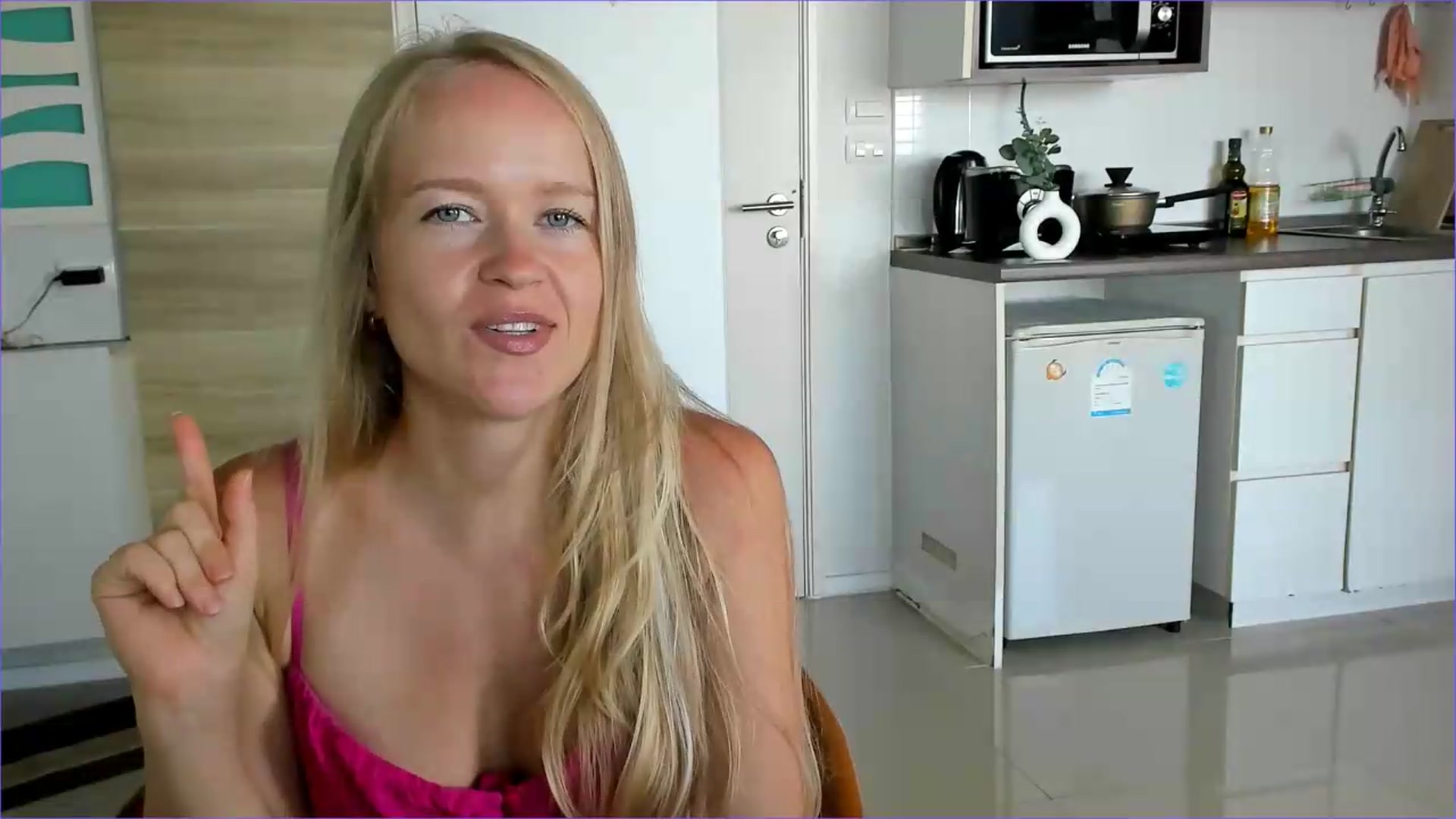 Gallery image thumbnail from Petite_Star's myfreecams stream on, 08/03/2026, 06:43 image 13 of 20