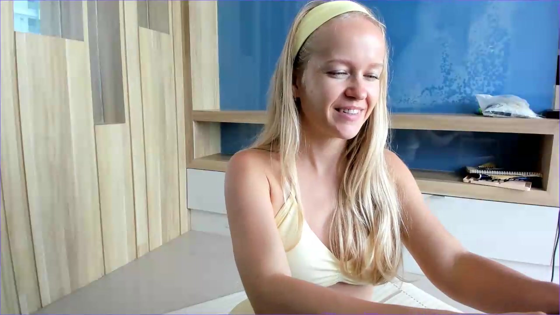 Gallery image thumbnail from Petite_Star's myfreecams stream on, 08/05/2026, 03:45 image 19 of 20