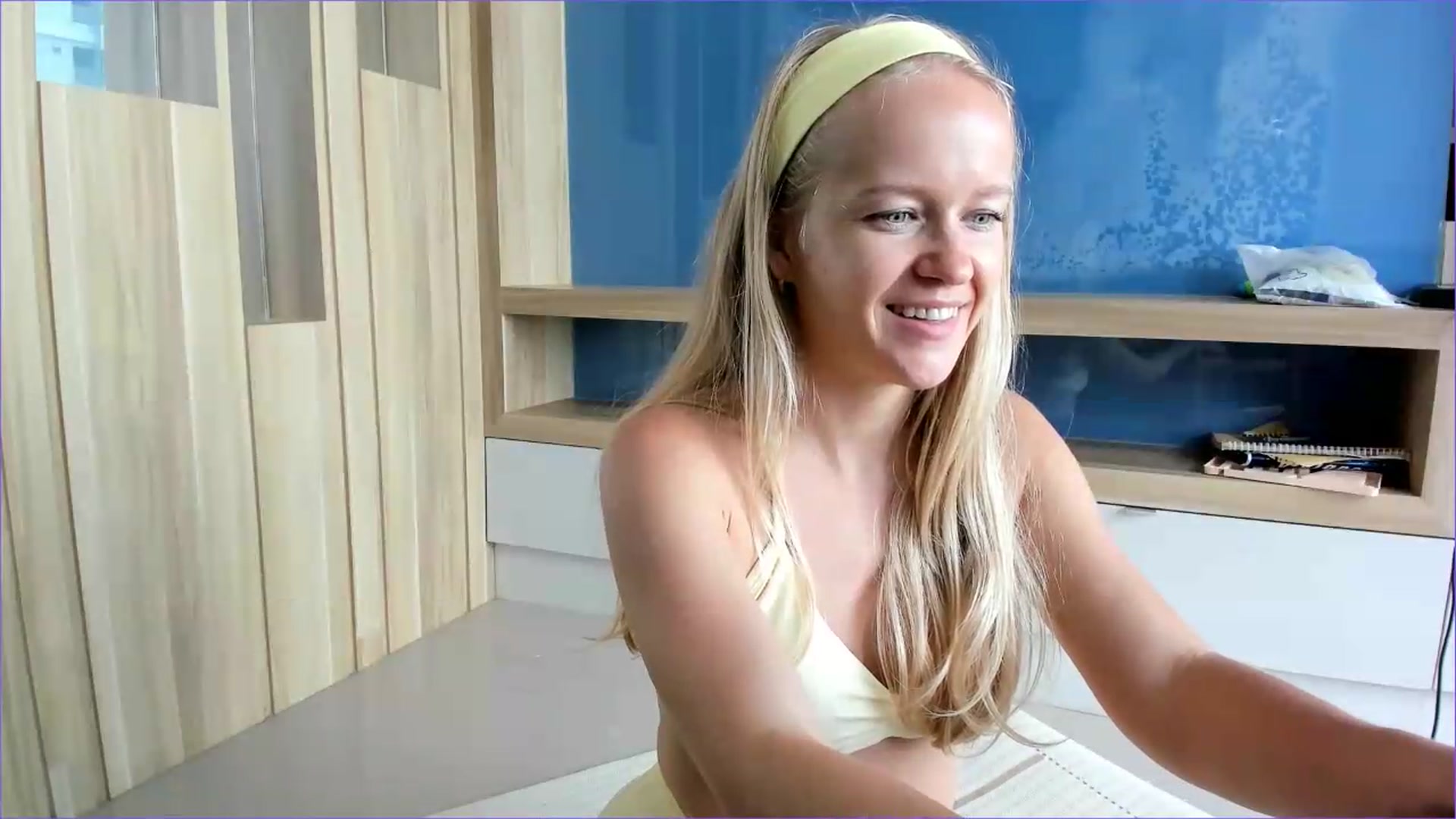 Gallery image thumbnail from Petite_Star's myfreecams stream on, 08/05/2026, 03:45 image 18 of 20