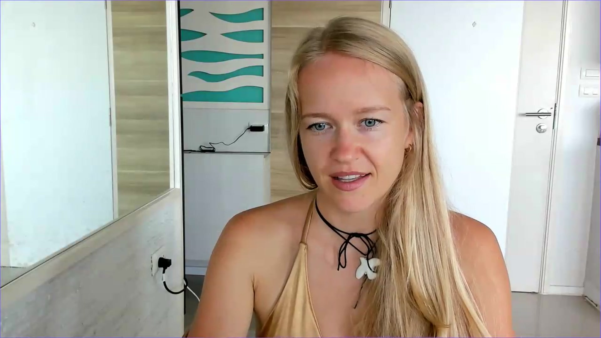 Gallery image thumbnail from Petite_Star's myfreecams stream on, 08/07/2026, 04:08 image 19 of 20
