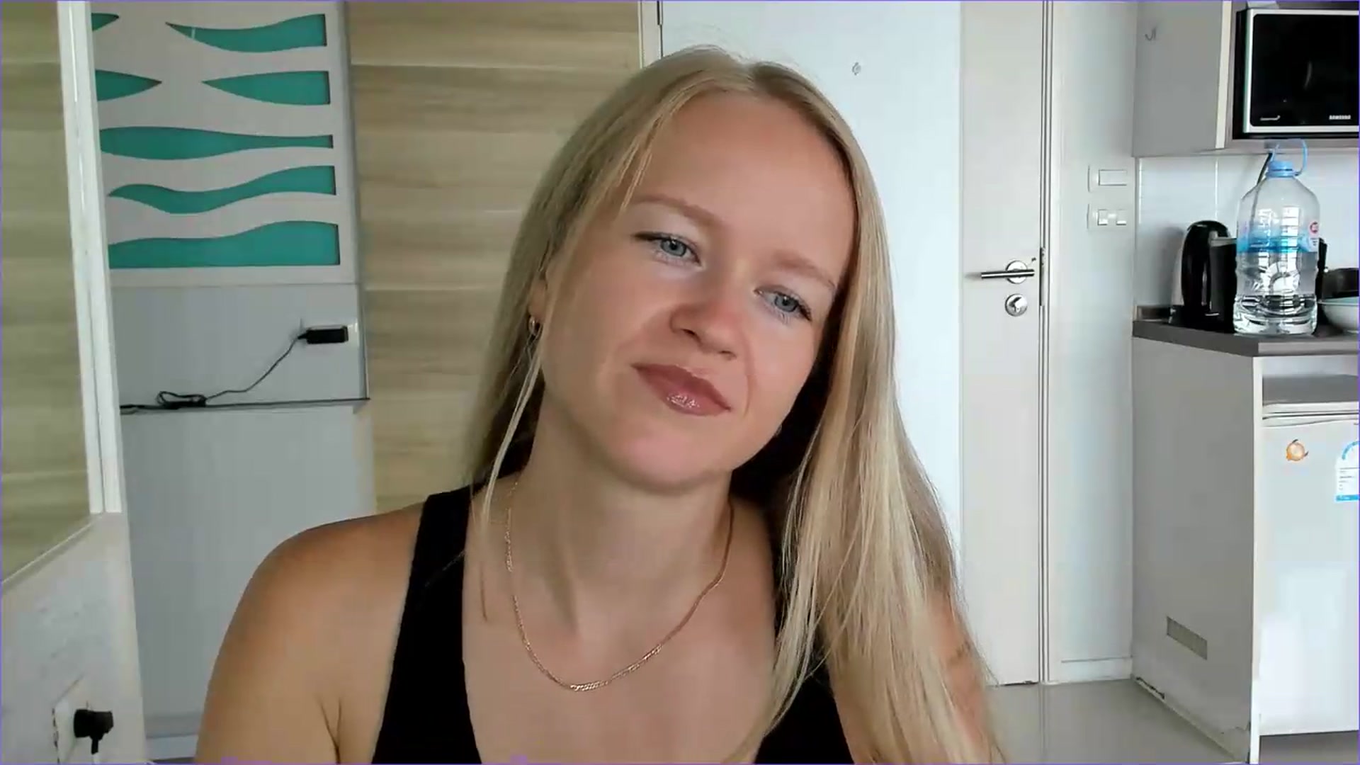 Gallery image thumbnail from Petite_Star's myfreecams stream on, 08/10/2026, 02:53 image 11 of 20