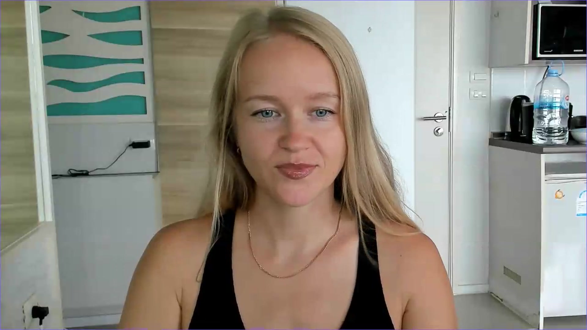 Gallery image thumbnail from Petite_Star's myfreecams stream on, 08/10/2026, 02:53 image 15 of 20