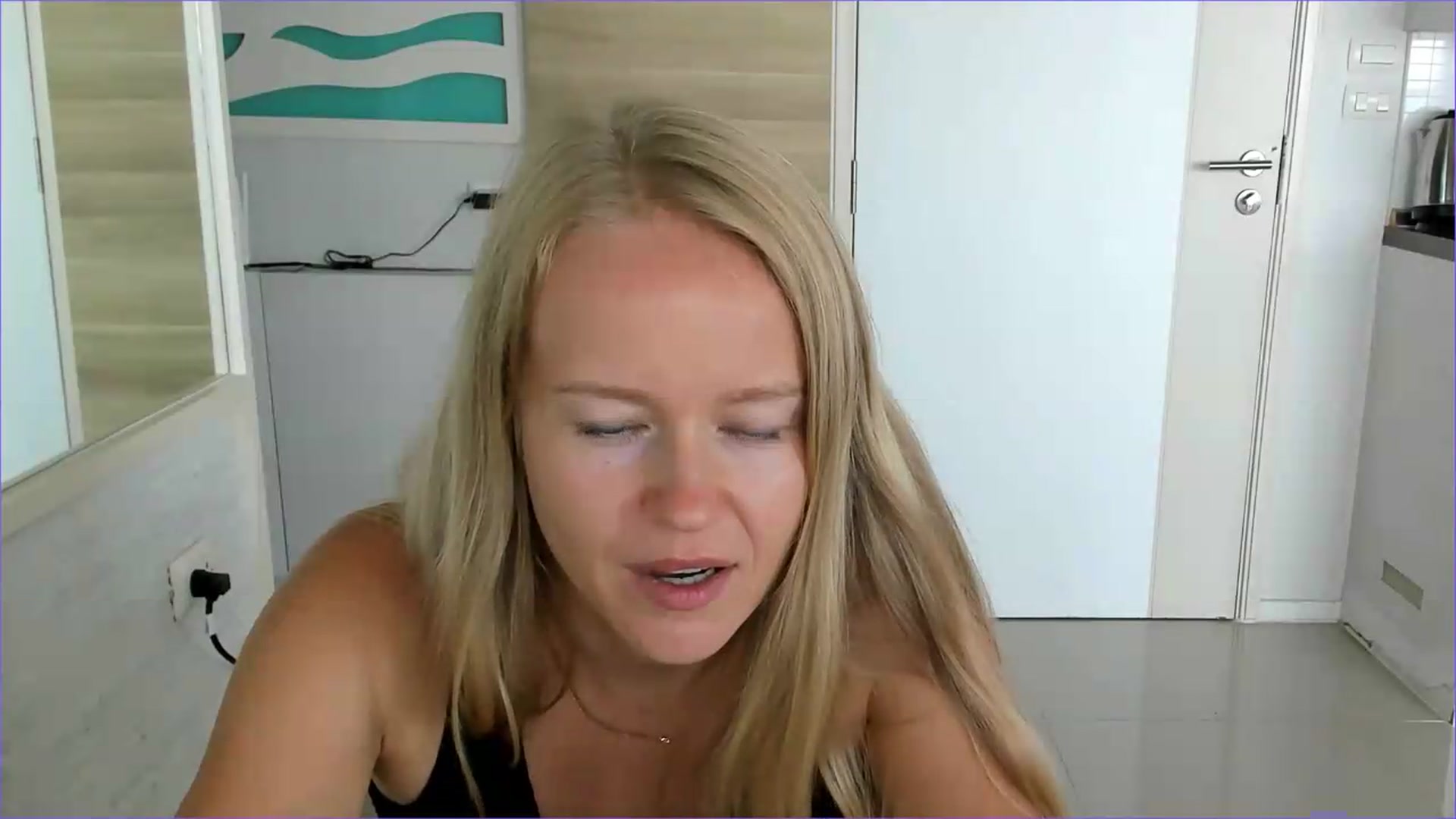 Gallery image thumbnail from Petite_Star's myfreecams stream on, 08/10/2026, 04:43 image 3 of 20