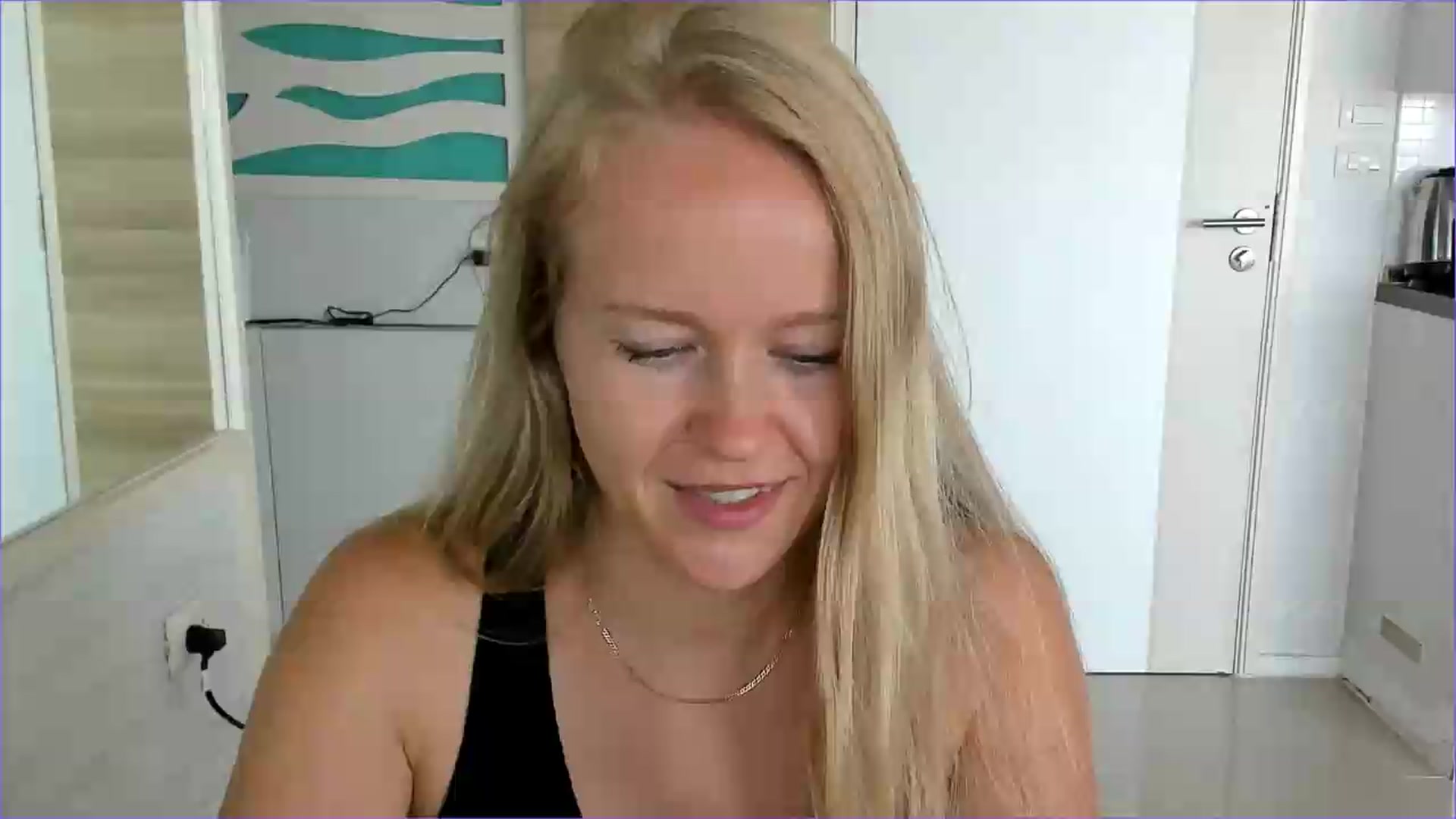 Gallery image thumbnail from Petite_Star's myfreecams stream on, 08/10/2026, 04:59 image 1 of 20
