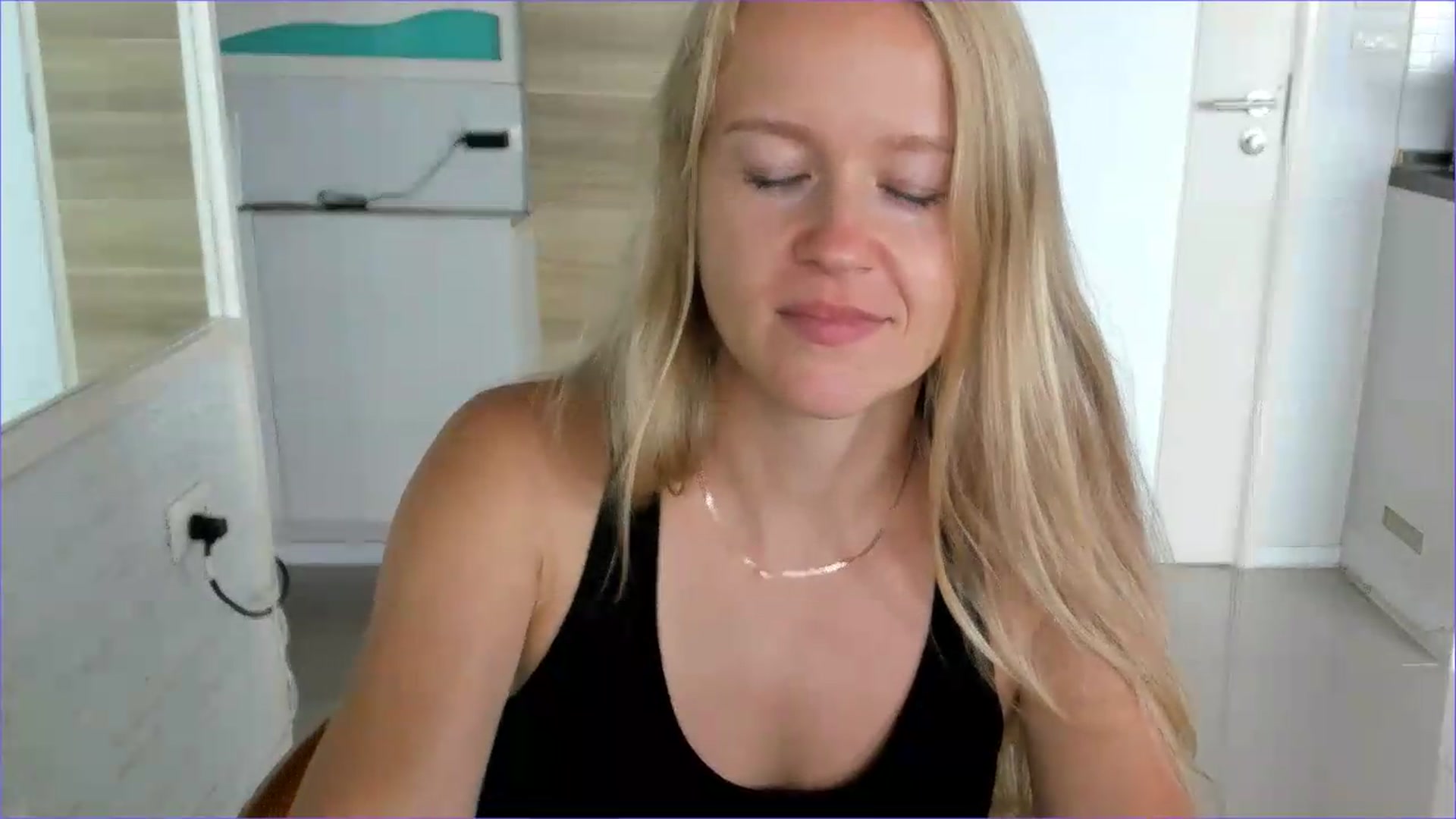 Gallery image thumbnail from Petite_Star's myfreecams stream on, 08/10/2026, 05:47 image 12 of 20