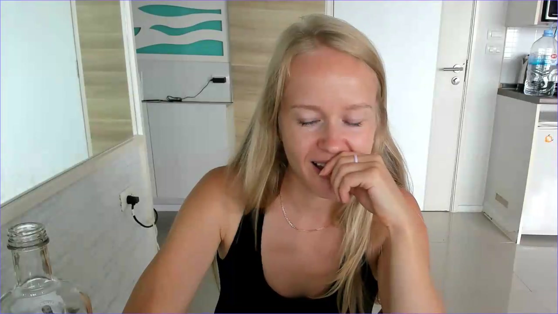 Gallery image thumbnail from Petite_Star's myfreecams stream on, 08/10/2026, 05:47 image 11 of 20