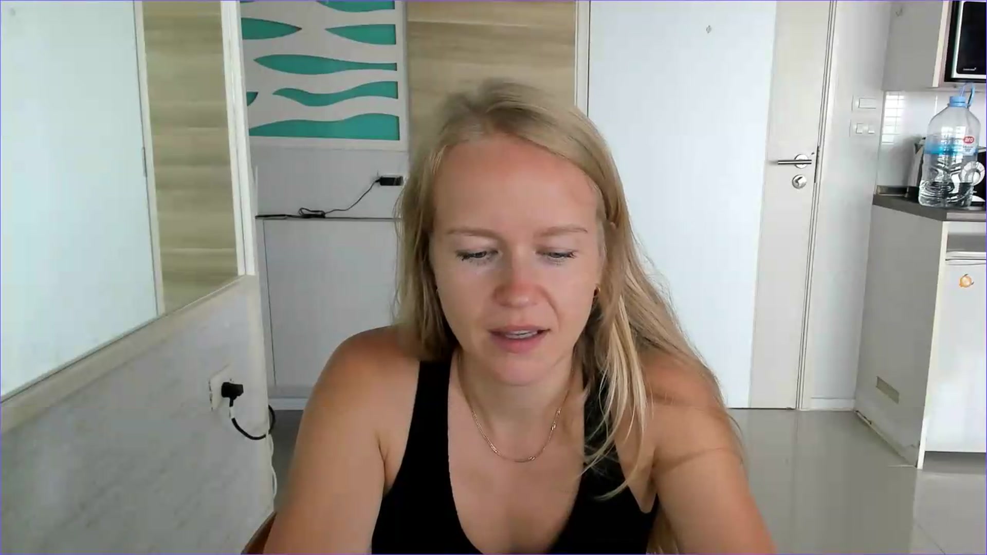 Gallery image thumbnail from Petite_Star's myfreecams stream on, 08/10/2026, 06:05 image 4 of 20