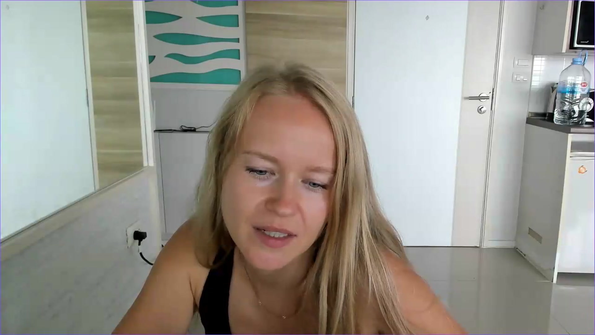 Gallery image thumbnail from Petite_Star's myfreecams stream on, 08/10/2026, 06:05 image 16 of 20