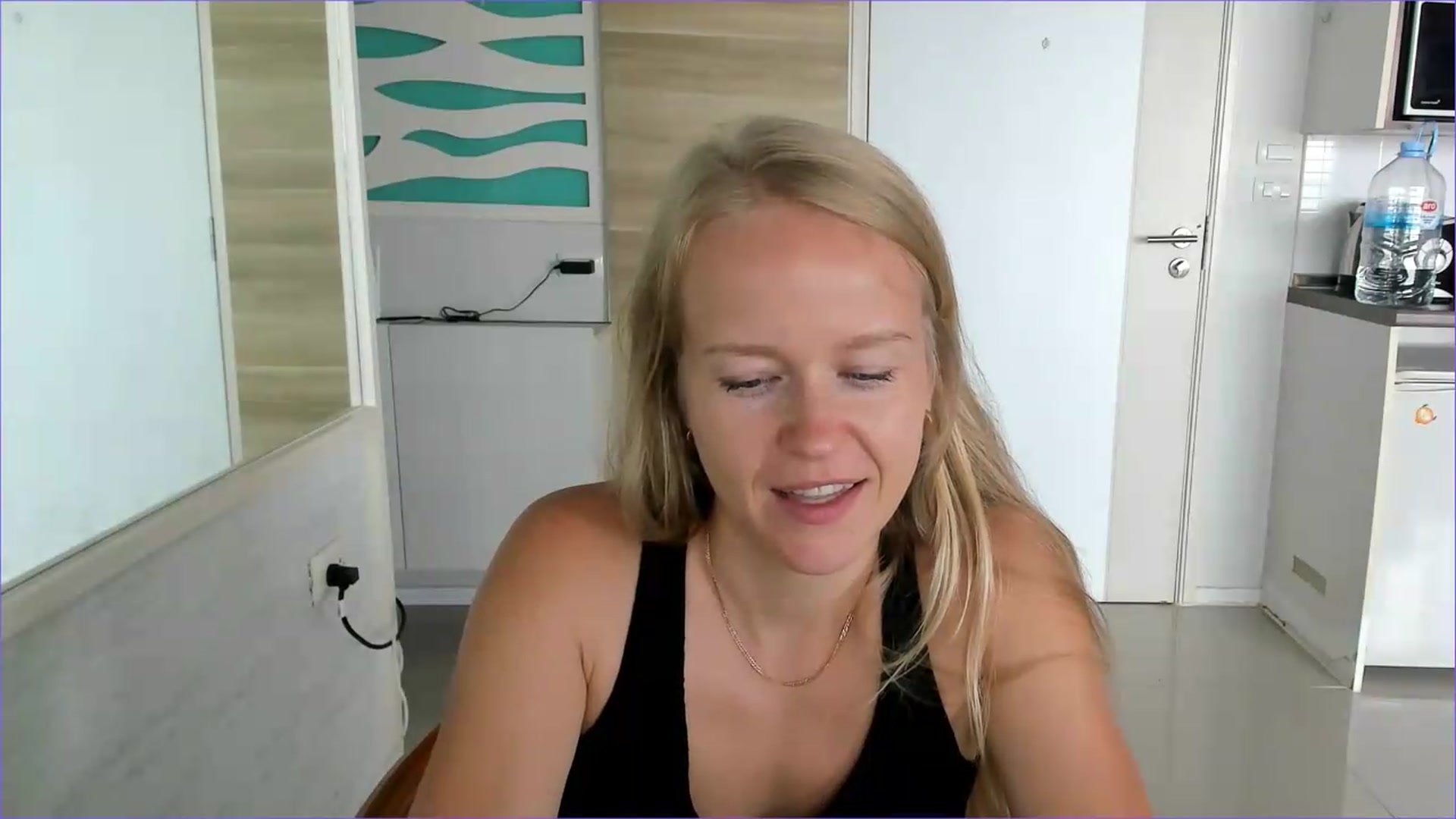 Gallery image thumbnail from Petite_Star's myfreecams stream on, 08/10/2026, 06:05 image 3 of 20