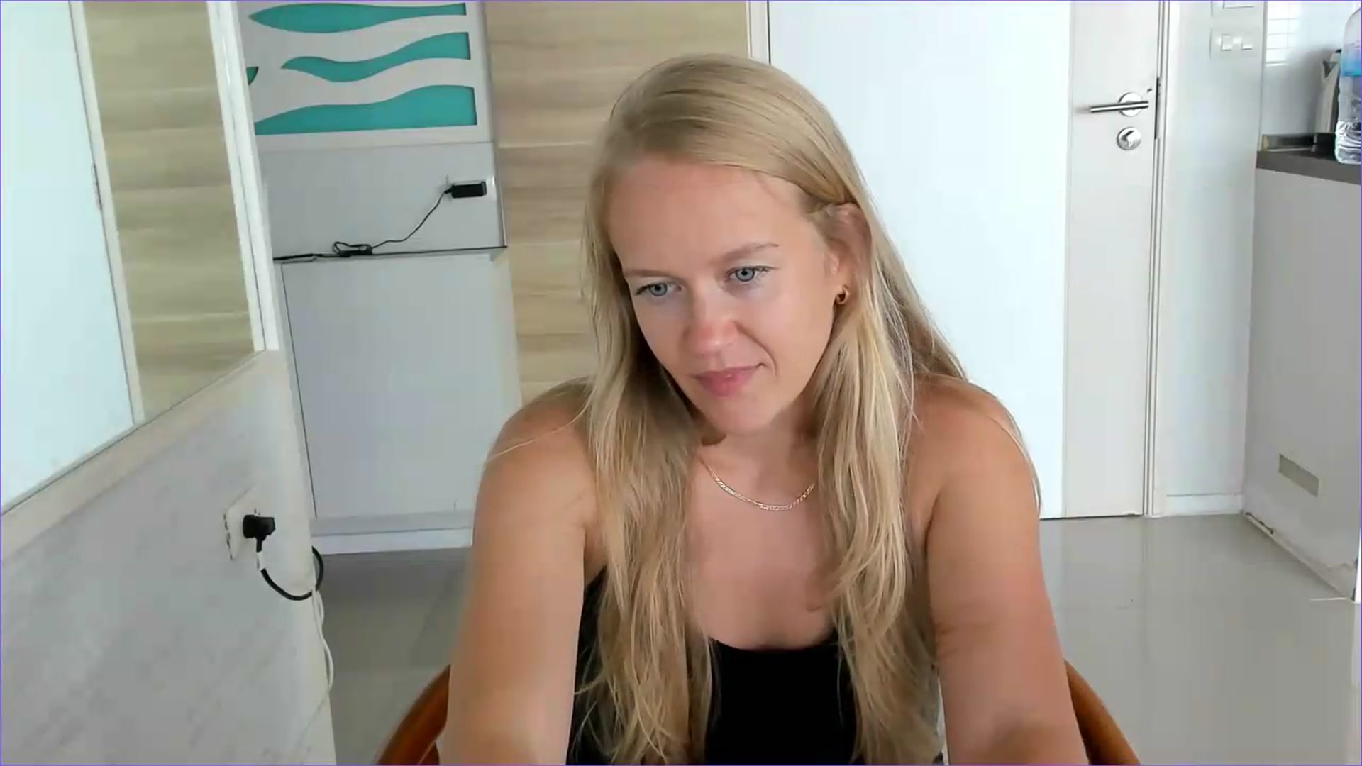 Gallery image thumbnail from Petite_Star's myfreecams stream on, 08/10/2026, 06:33 image 19 of 20