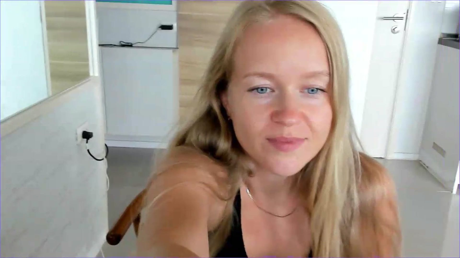 Gallery image thumbnail from Petite_Star's myfreecams stream on, 08/10/2026, 06:33 image 15 of 20