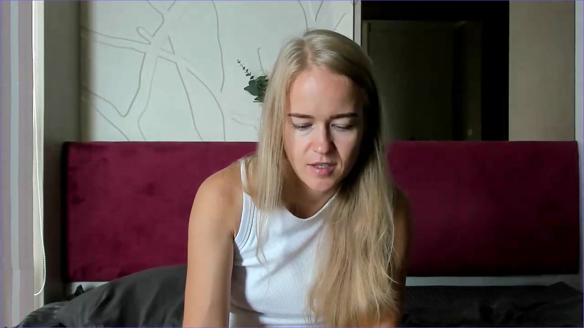 Gallery image thumbnail from Petite_Star's myfreecams stream on, 08/13/2026, 03:50 image 17 of 20