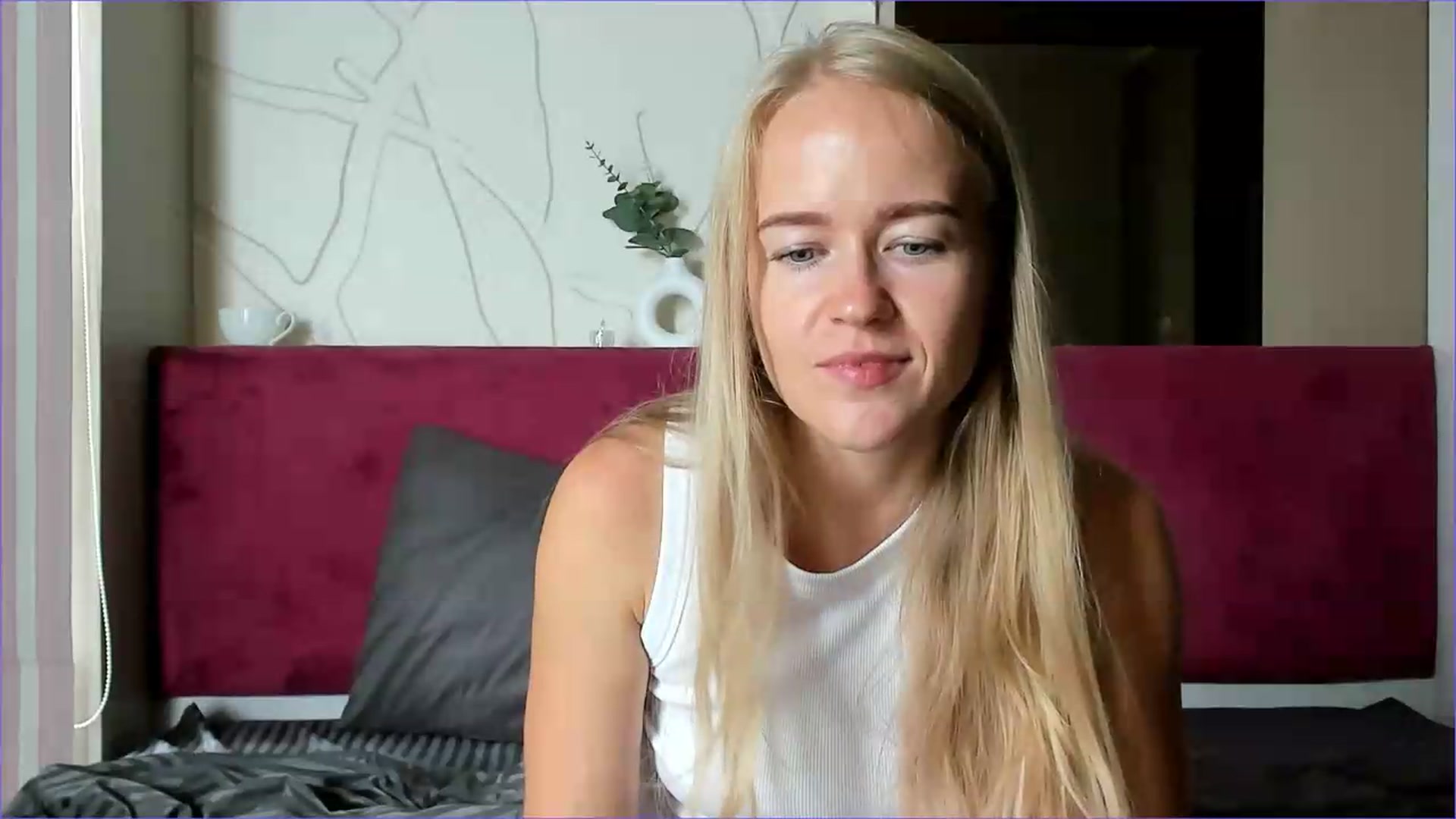 Gallery image thumbnail from Petite_Star's myfreecams stream on, 08/13/2026, 07:33 image 11 of 20