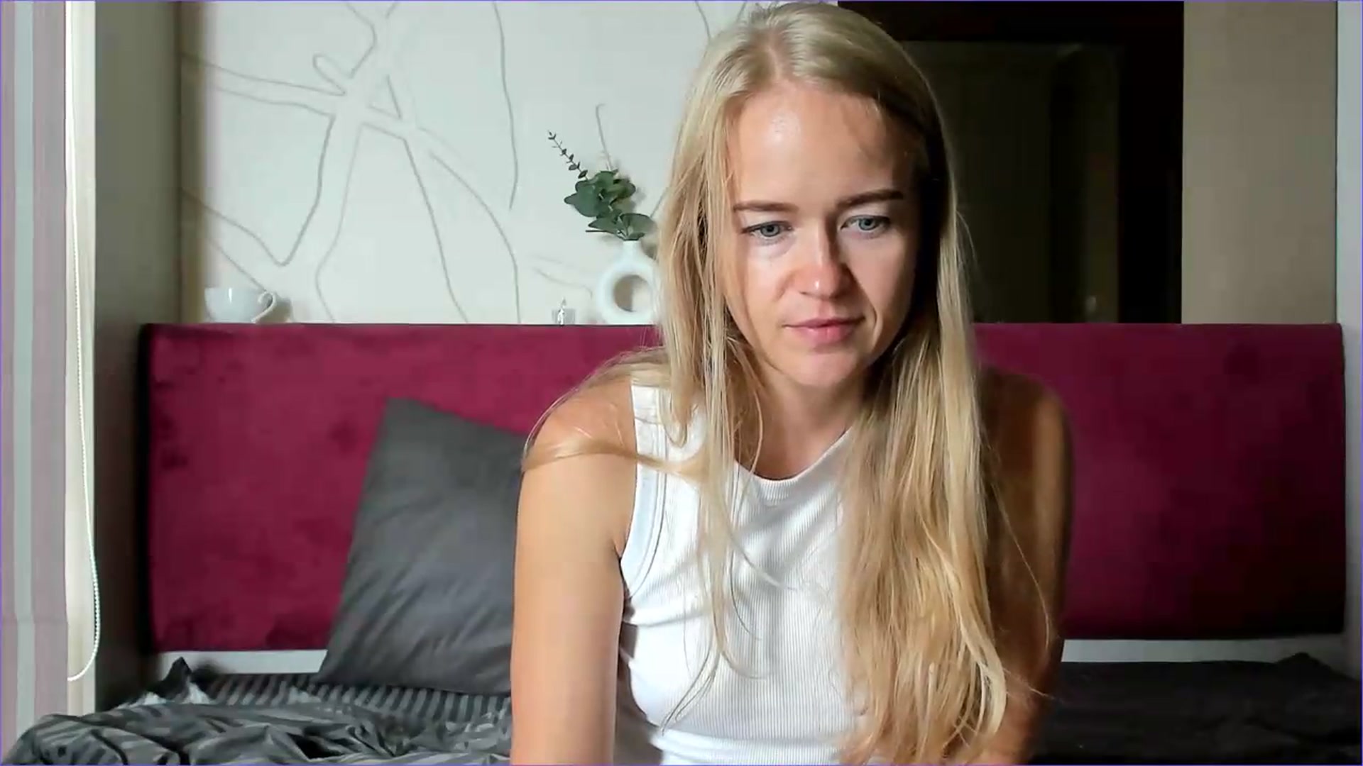 Gallery image thumbnail from Petite_Star's myfreecams stream on, 08/13/2026, 07:33 image 4 of 20