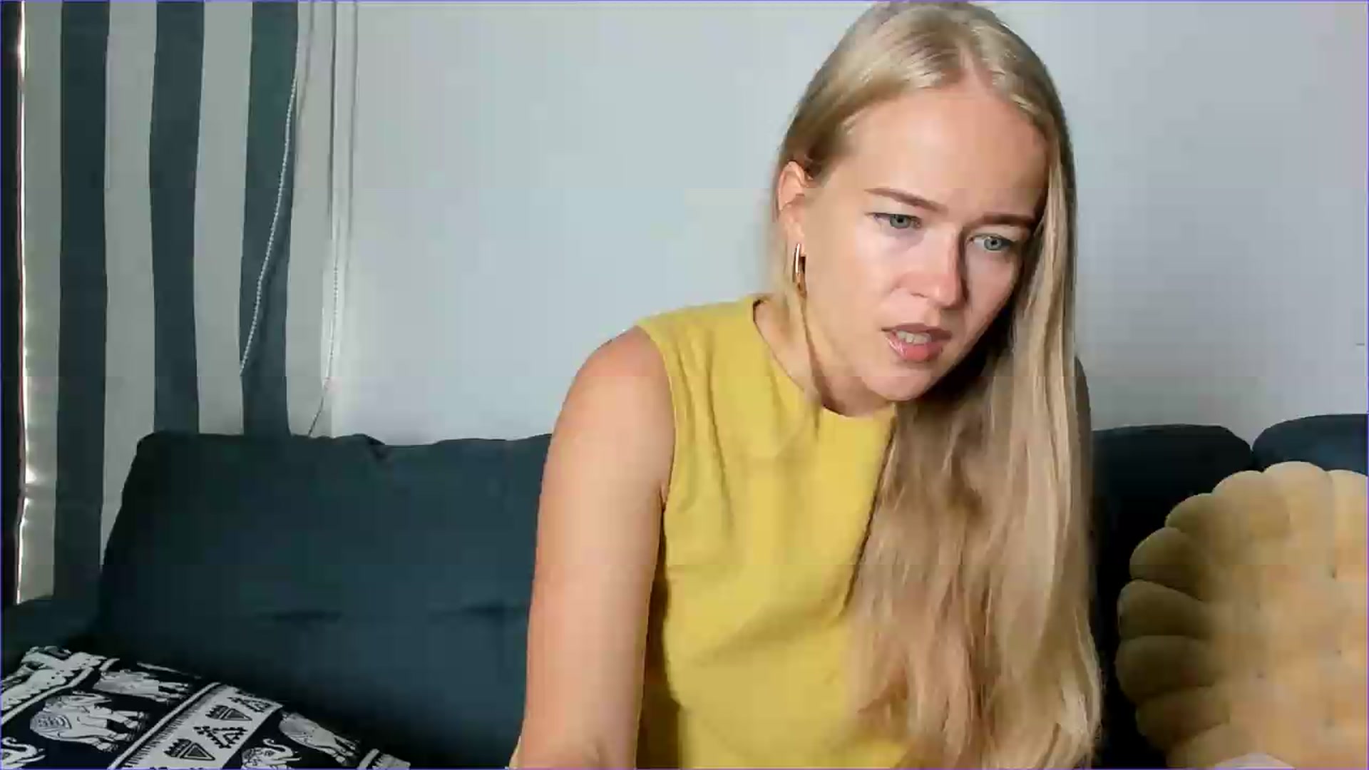 Gallery image thumbnail from Petite_Star's myfreecams stream on, 08/14/2026, 03:36 image 1 of 20