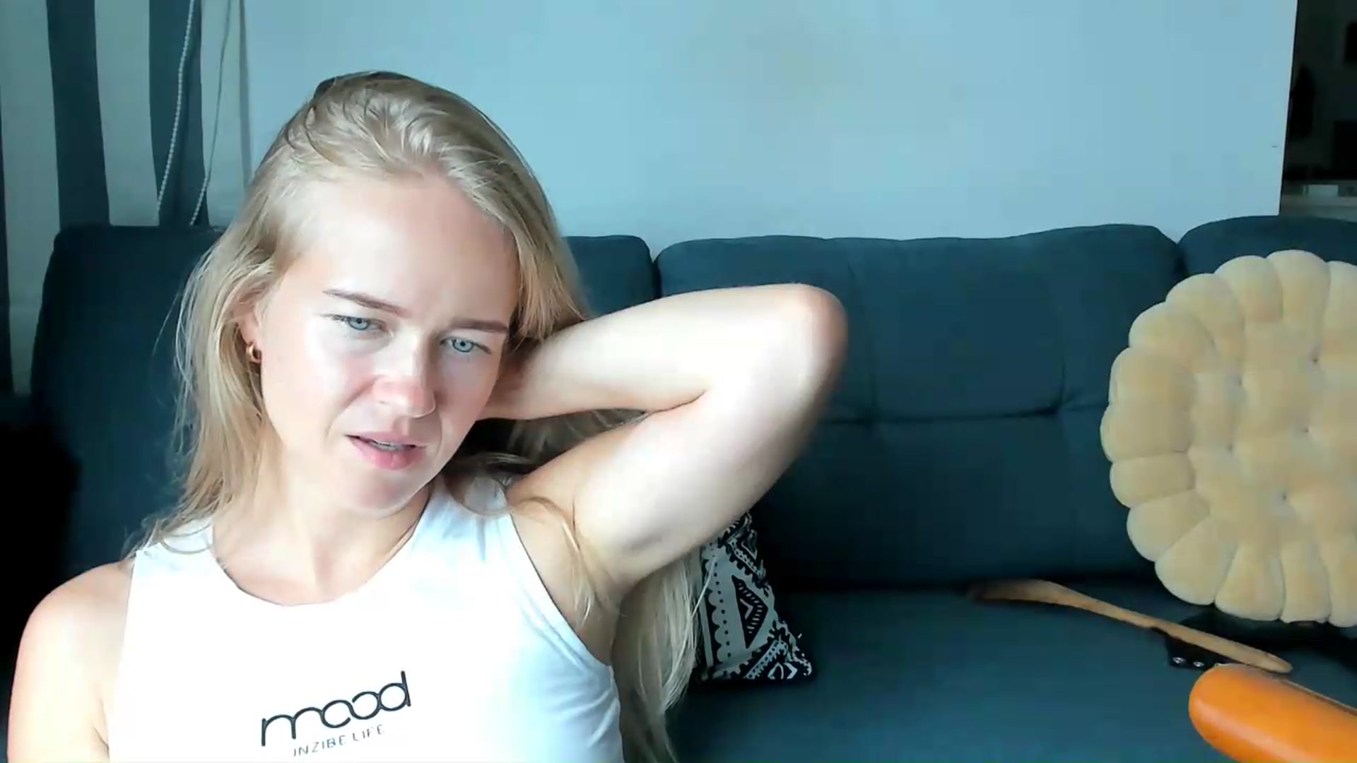 Gallery image thumbnail from Petite_Star's myfreecams stream on, 08/14/2026, 07:40 image 4 of 20
