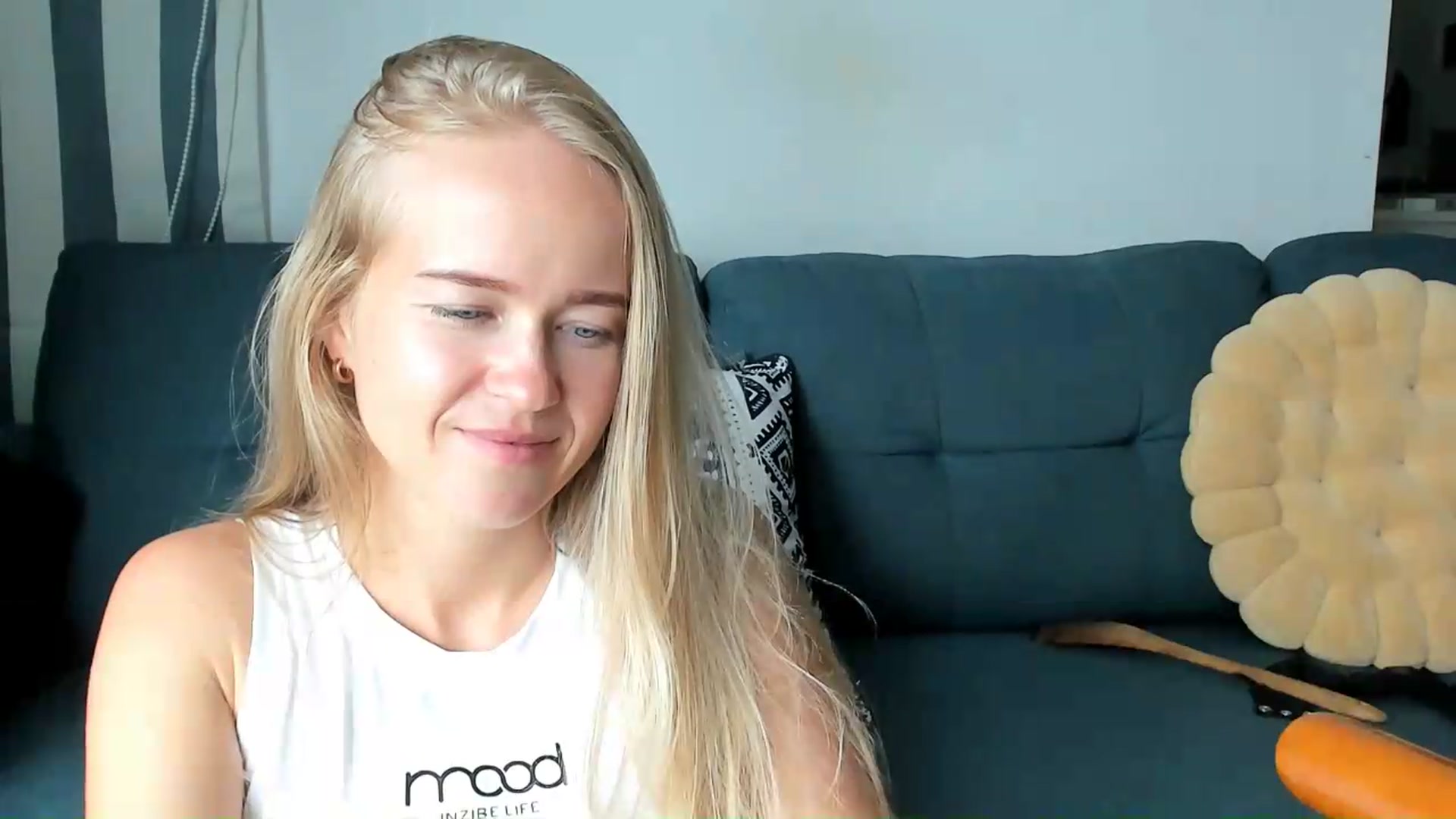 Gallery image thumbnail from Petite_Star's myfreecams stream on, 08/14/2026, 07:40 image 5 of 20
