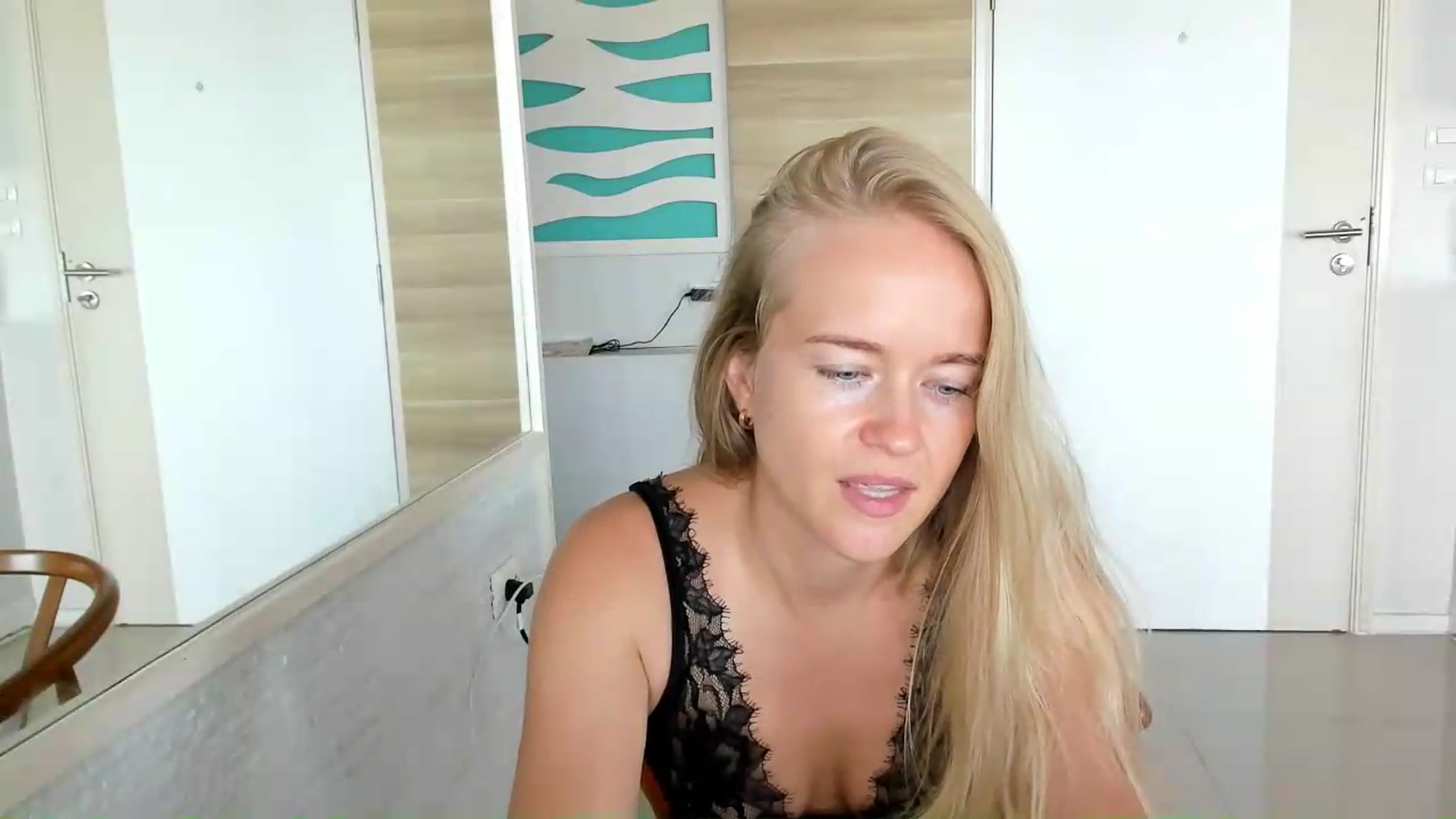 Gallery image thumbnail from Petite_Star's myfreecams stream on, 08/17/2026, 04:34 image 19 of 20