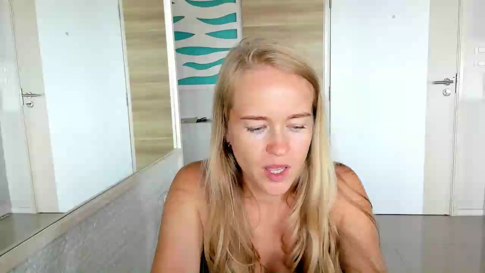 Gallery image thumbnail from Petite_Star's myfreecams stream on, 08/17/2026, 05:36 image 3 of 20
