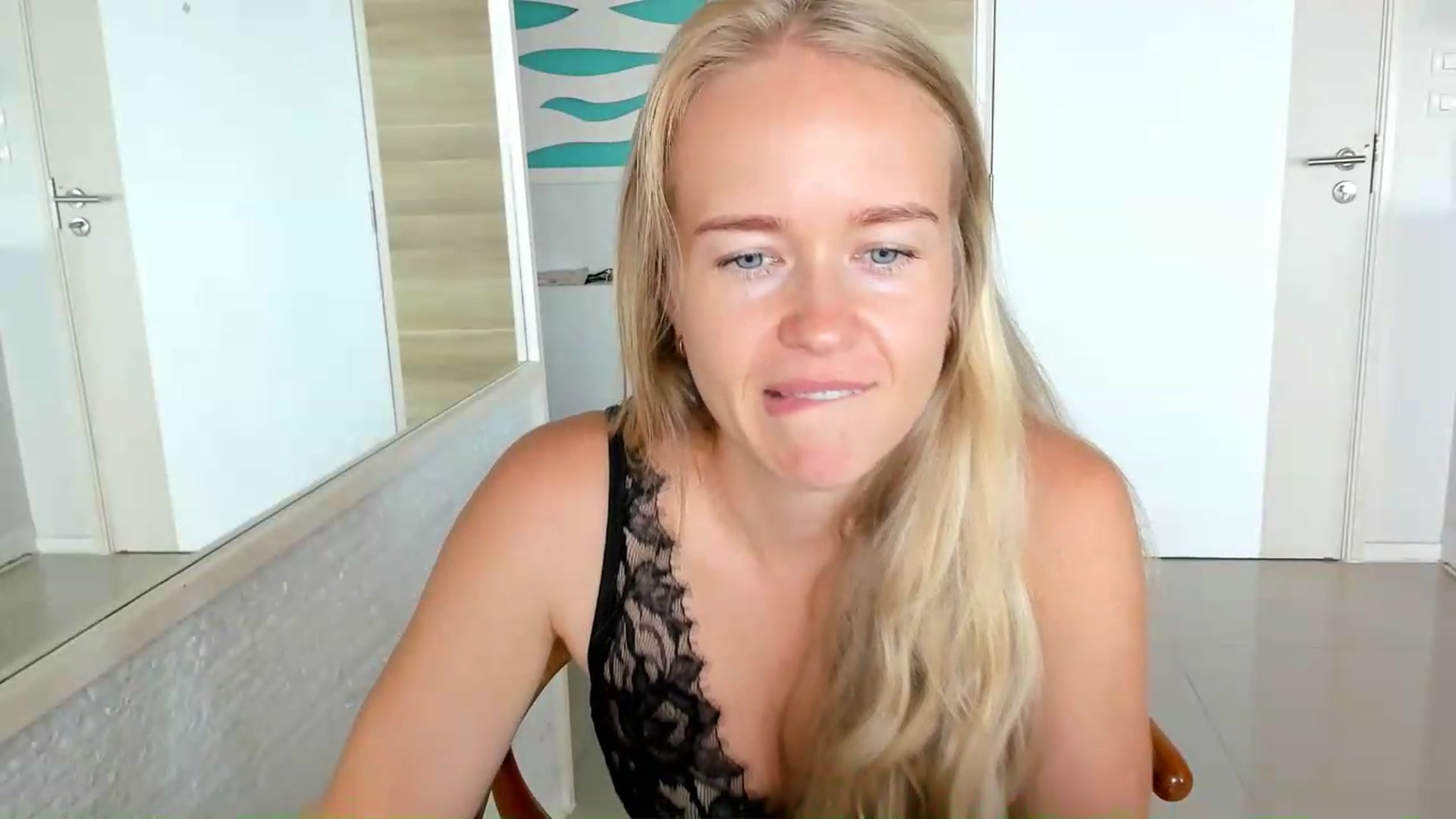 Gallery image thumbnail from Petite_Star's myfreecams stream on, 08/17/2026, 05:36 image 18 of 20