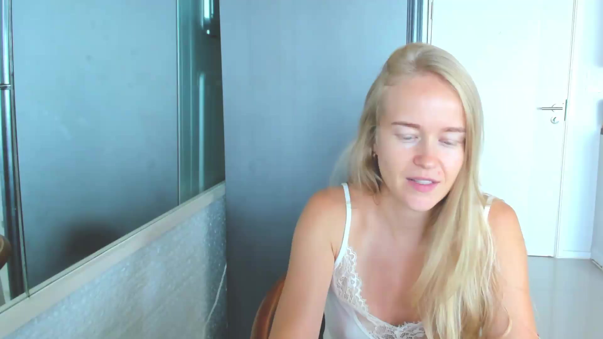 Gallery image thumbnail from Petite_Star's myfreecams stream on, 08/19/2026, 05:51 image 4 of 20