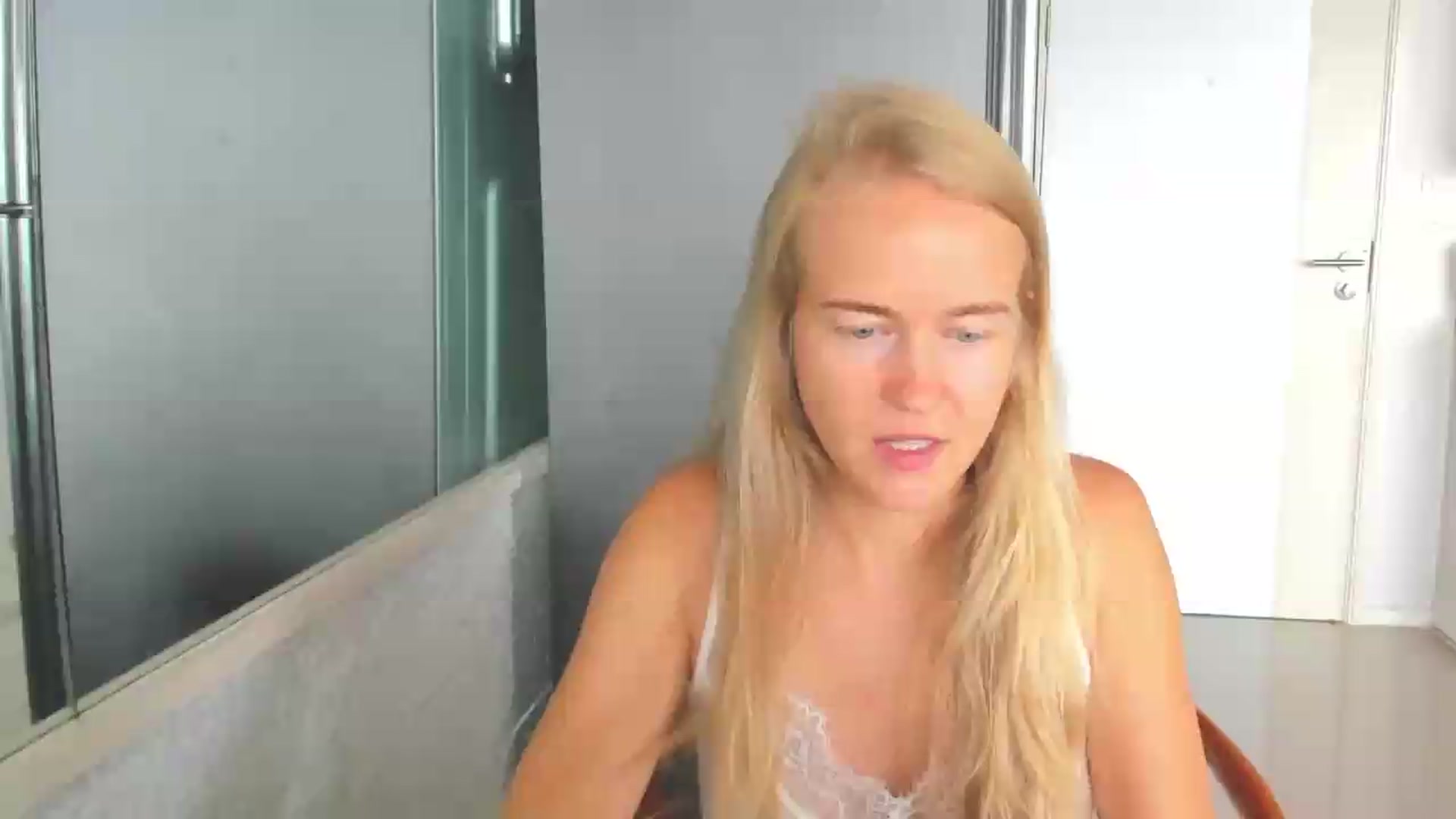 Gallery image thumbnail from Petite_Star's myfreecams stream on, 08/19/2026, 07:39 image 10 of 20