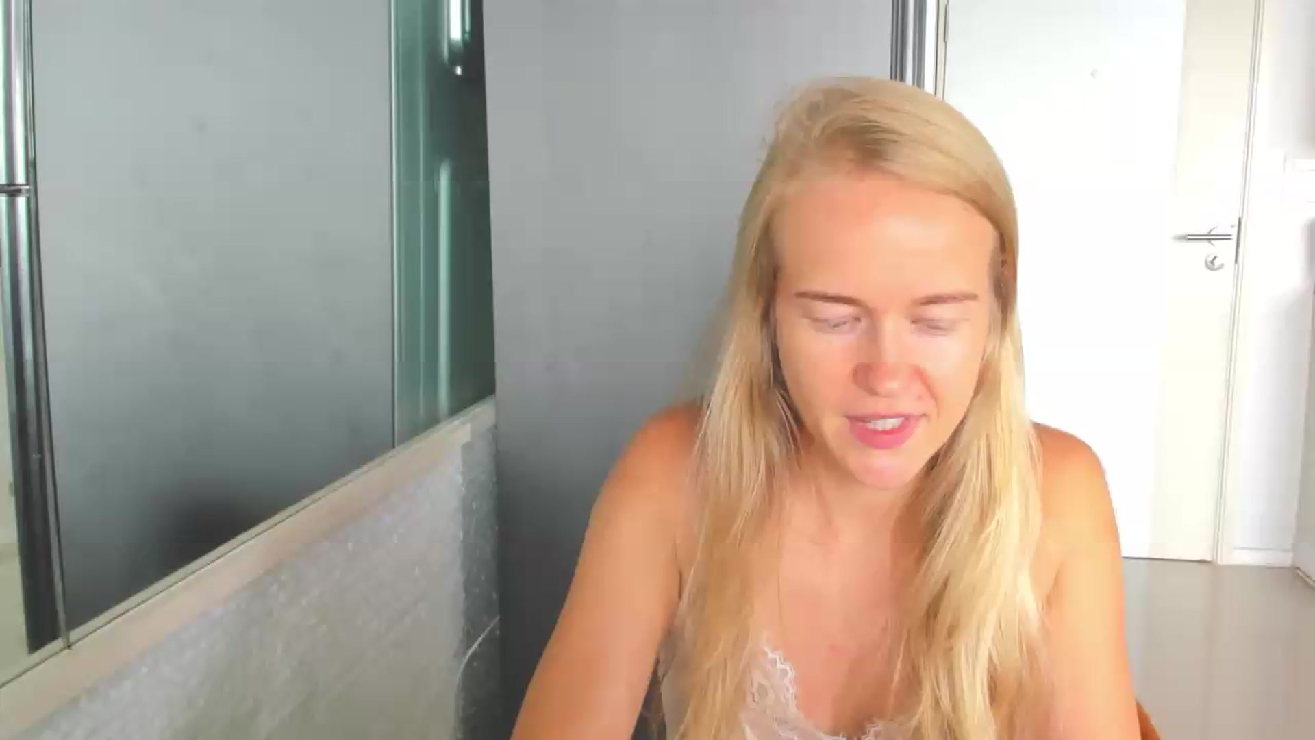 Gallery image thumbnail from Petite_Star's myfreecams stream on, 08/19/2026, 07:39 image 12 of 20