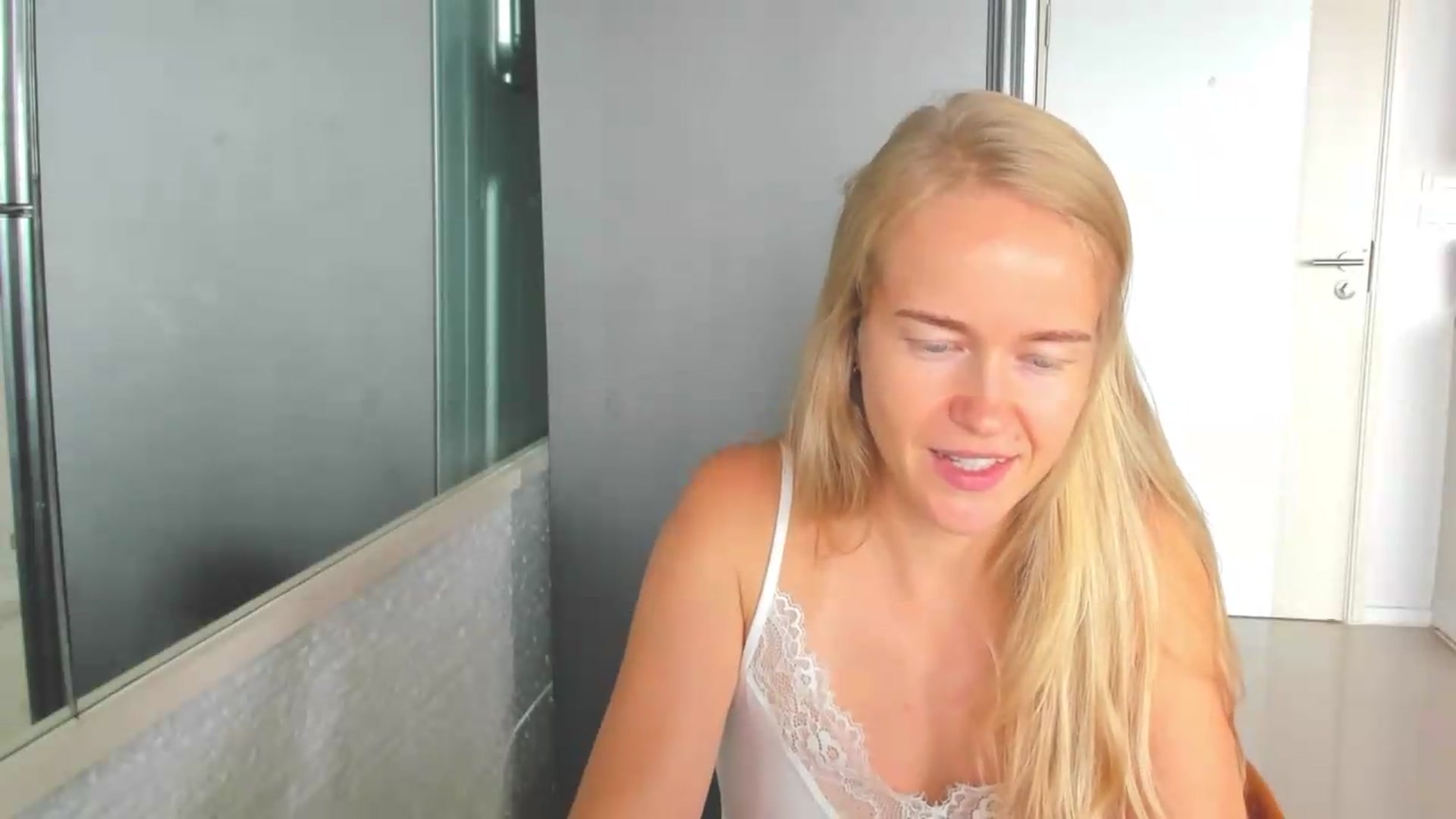 Gallery image thumbnail from Petite_Star's myfreecams stream on, 08/19/2026, 07:39 image 19 of 20