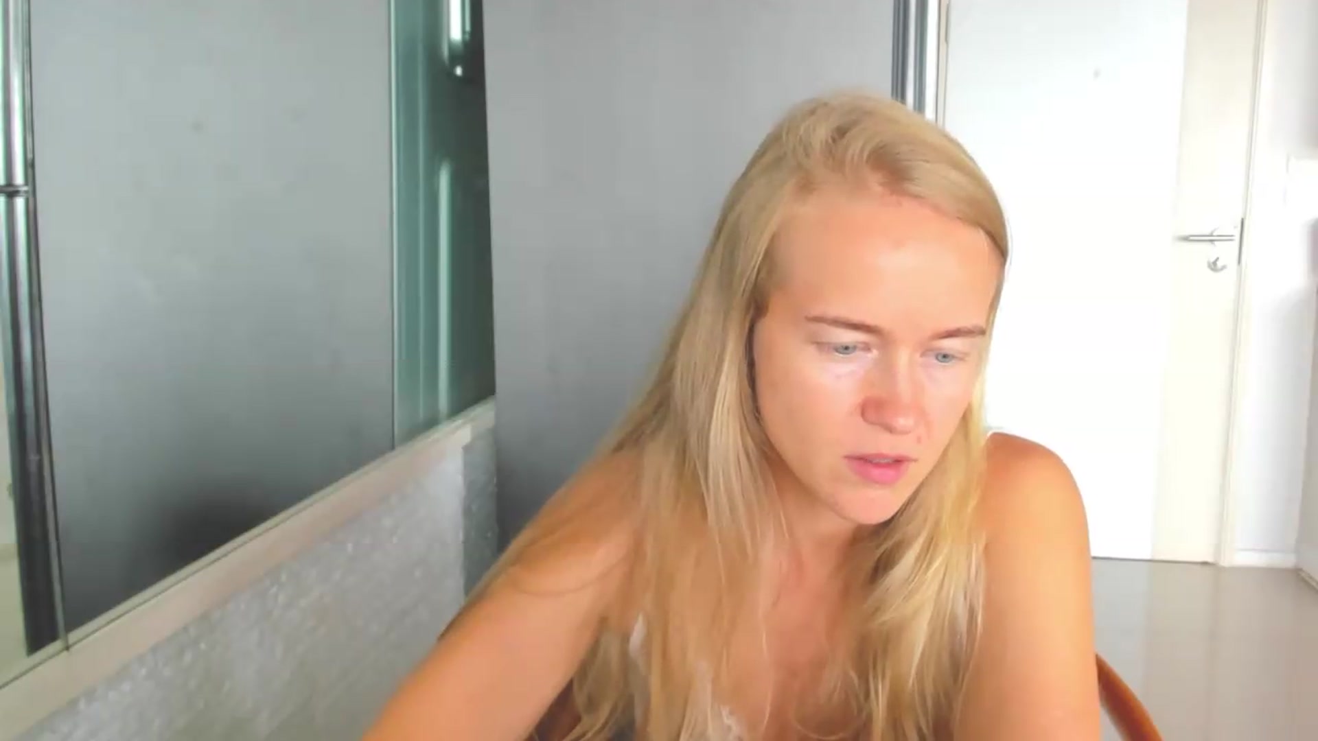 Gallery image thumbnail from Petite_Star's myfreecams stream on, 08/19/2026, 07:39 image 8 of 20