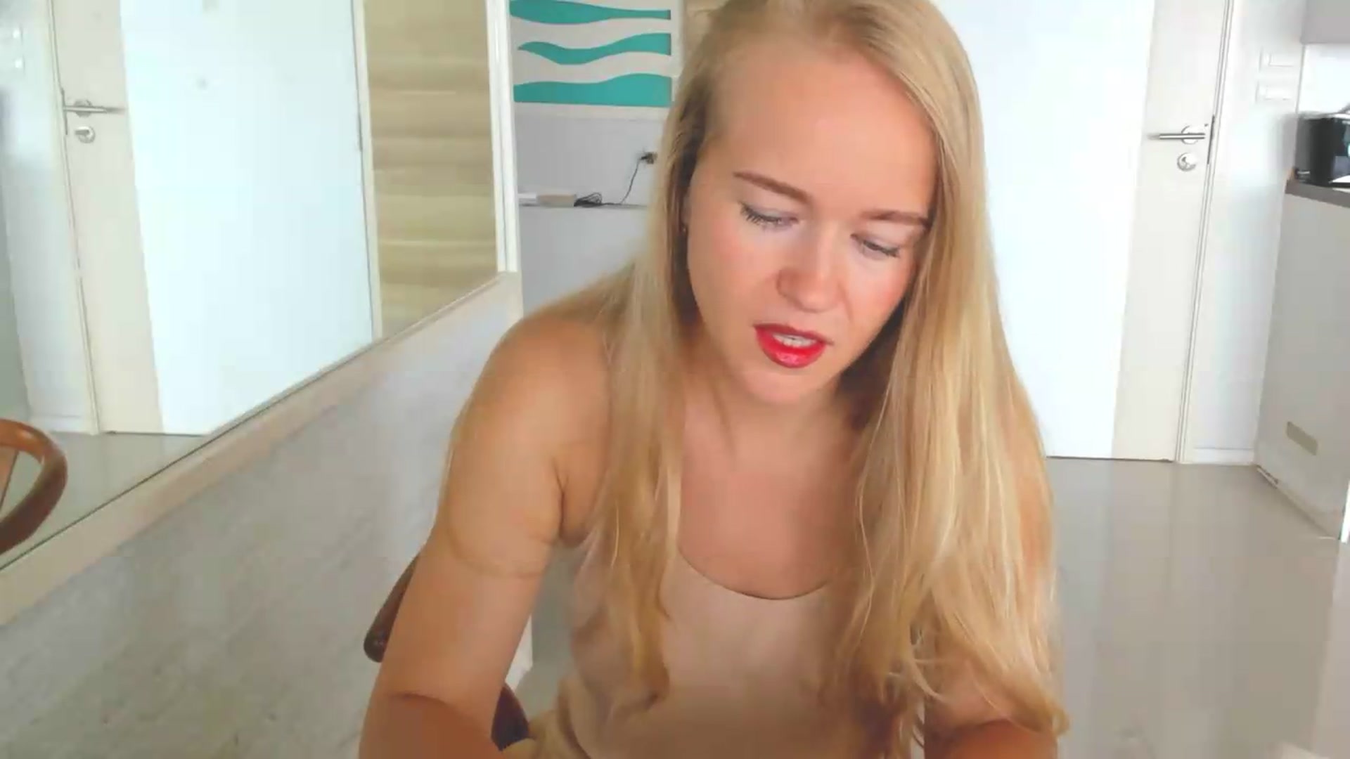 Gallery image thumbnail from Petite_Star's myfreecams stream on, 08/20/2026, 04:03 image 17 of 20