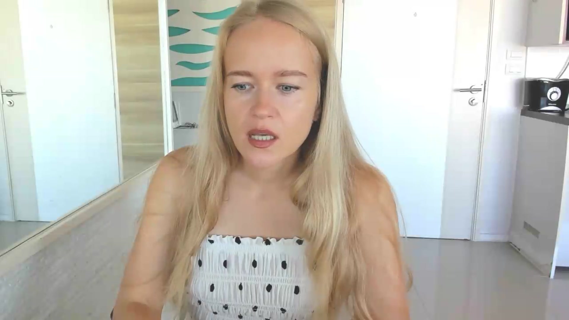 Gallery image thumbnail from Petite_Star's myfreecams stream on, 08/27/2026, 02:47 image 2 of 20
