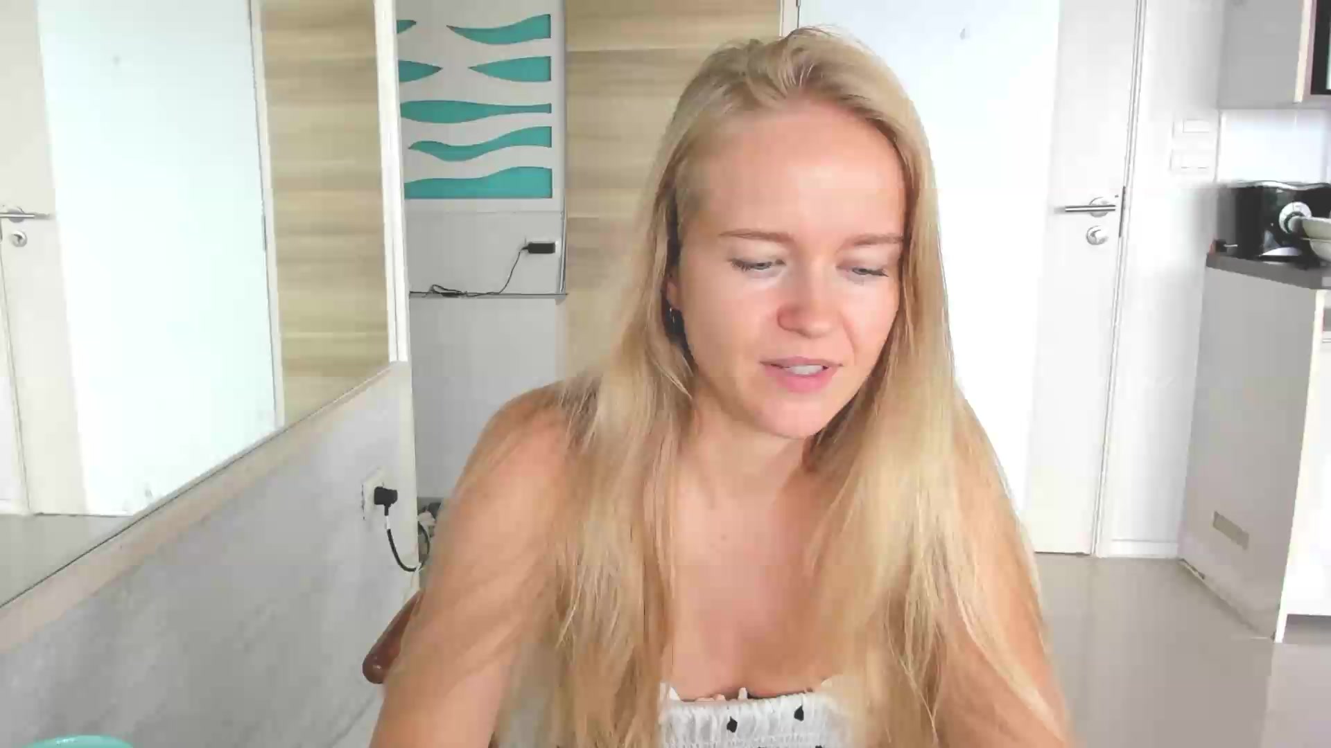 Gallery image thumbnail from Petite_Star's myfreecams stream on, 08/31/2026, 07:21 image 18 of 20