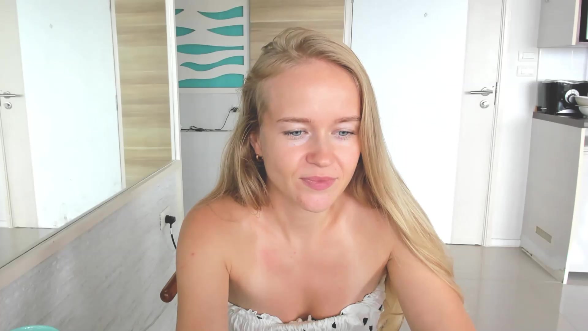 Gallery image thumbnail from Petite_Star's myfreecams stream on, 08/31/2026, 07:21 image 17 of 20